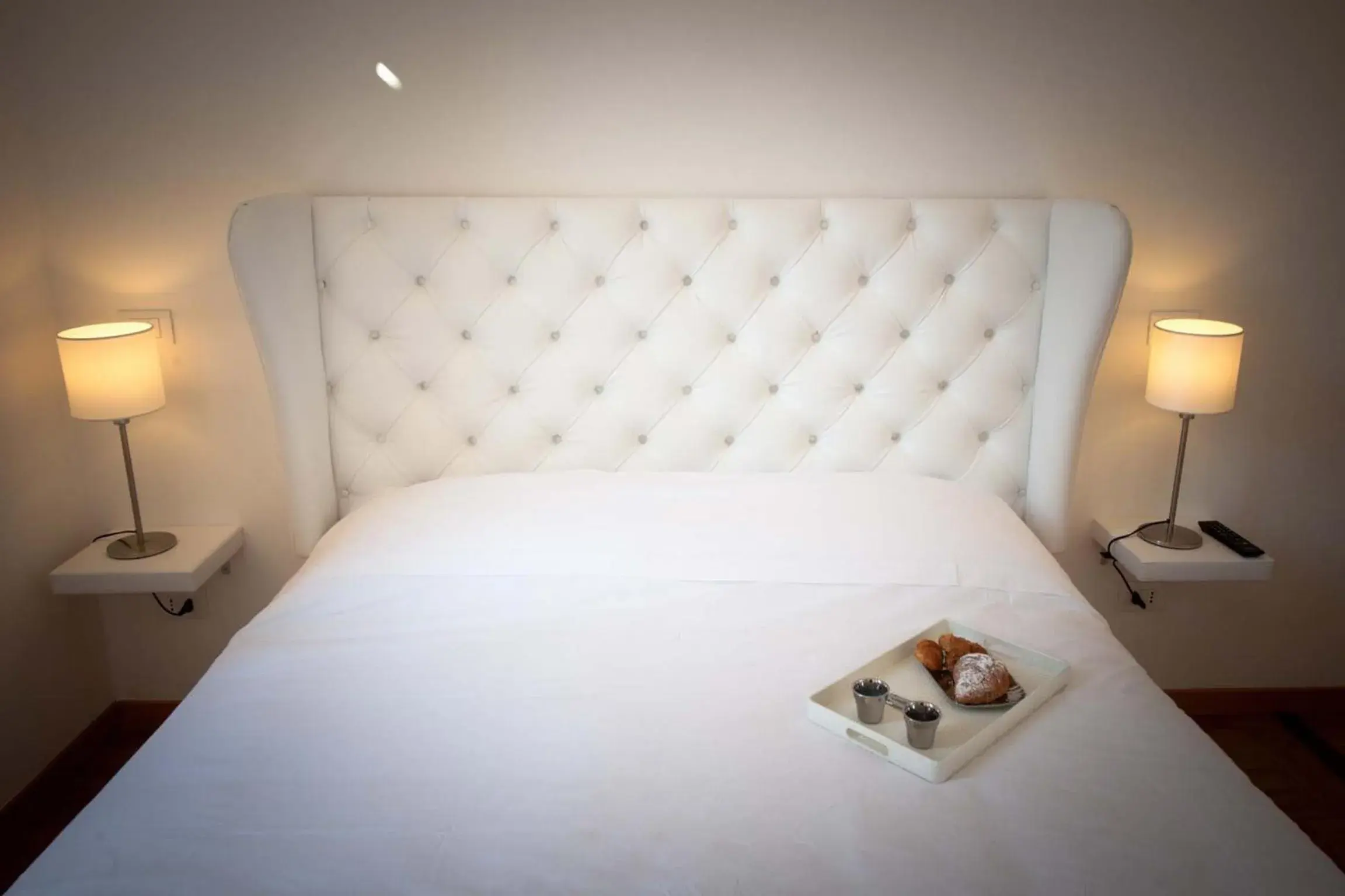 Photo of the whole room, Bed in Imperia Suite Photo of the whole room, Bed in Imperia Suite