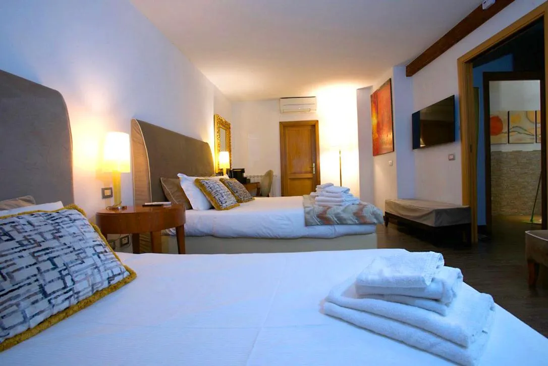 Bed in St. Peter' Six Rooms & Suites