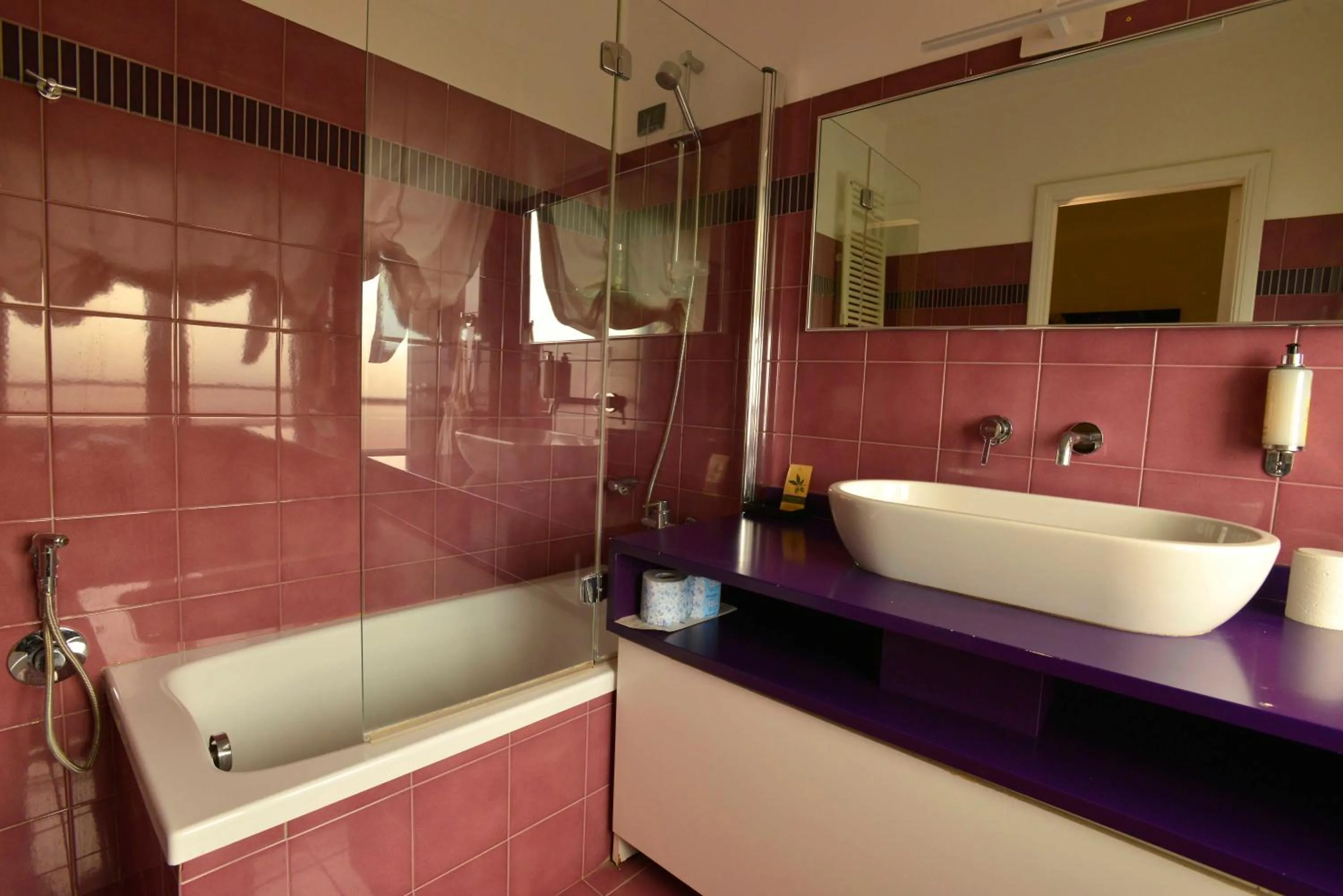 St. Peter' Six Rooms & Suites