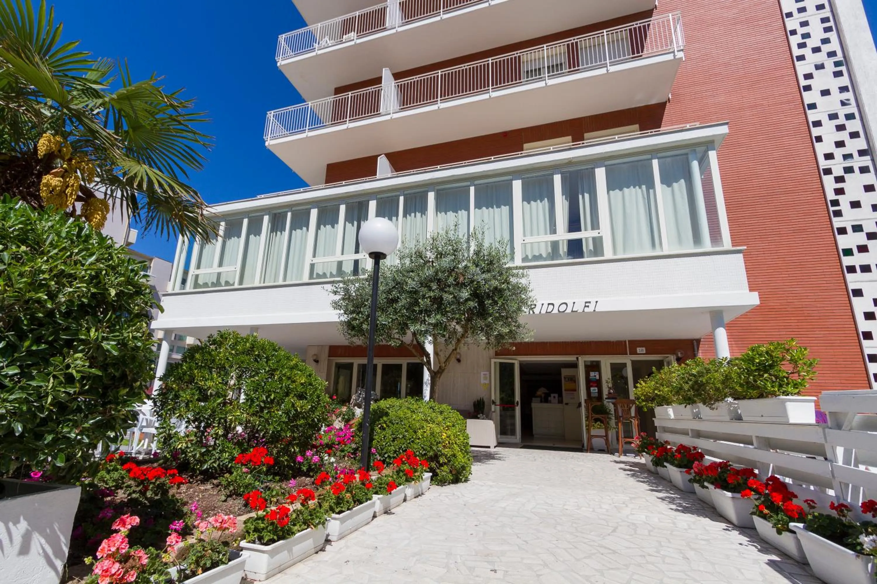 Facade/entrance in Hotel Ridolfi