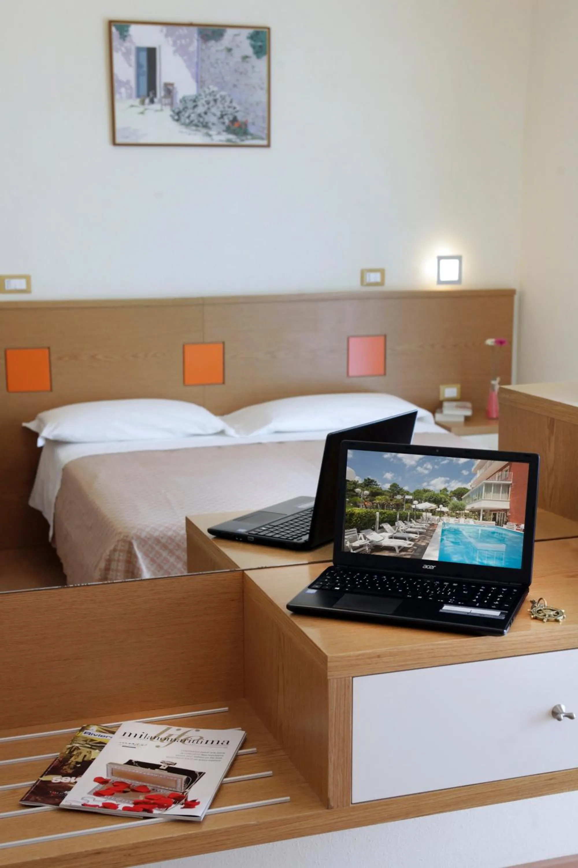 Decorative detail, Bed in Hotel Ridolfi