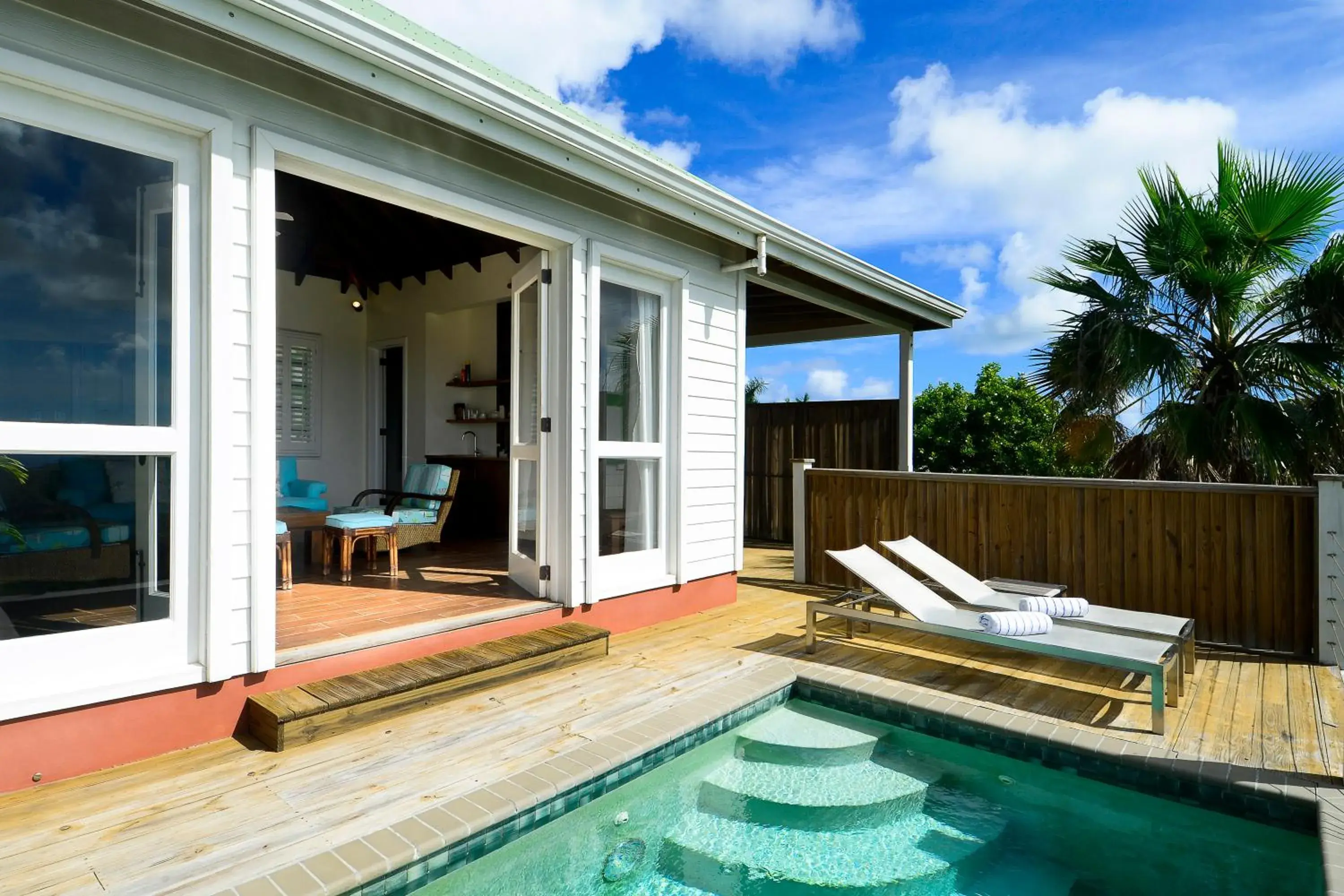 Swimming pool in Montpelier Nevis Swimming pool in Montpelier Nevis