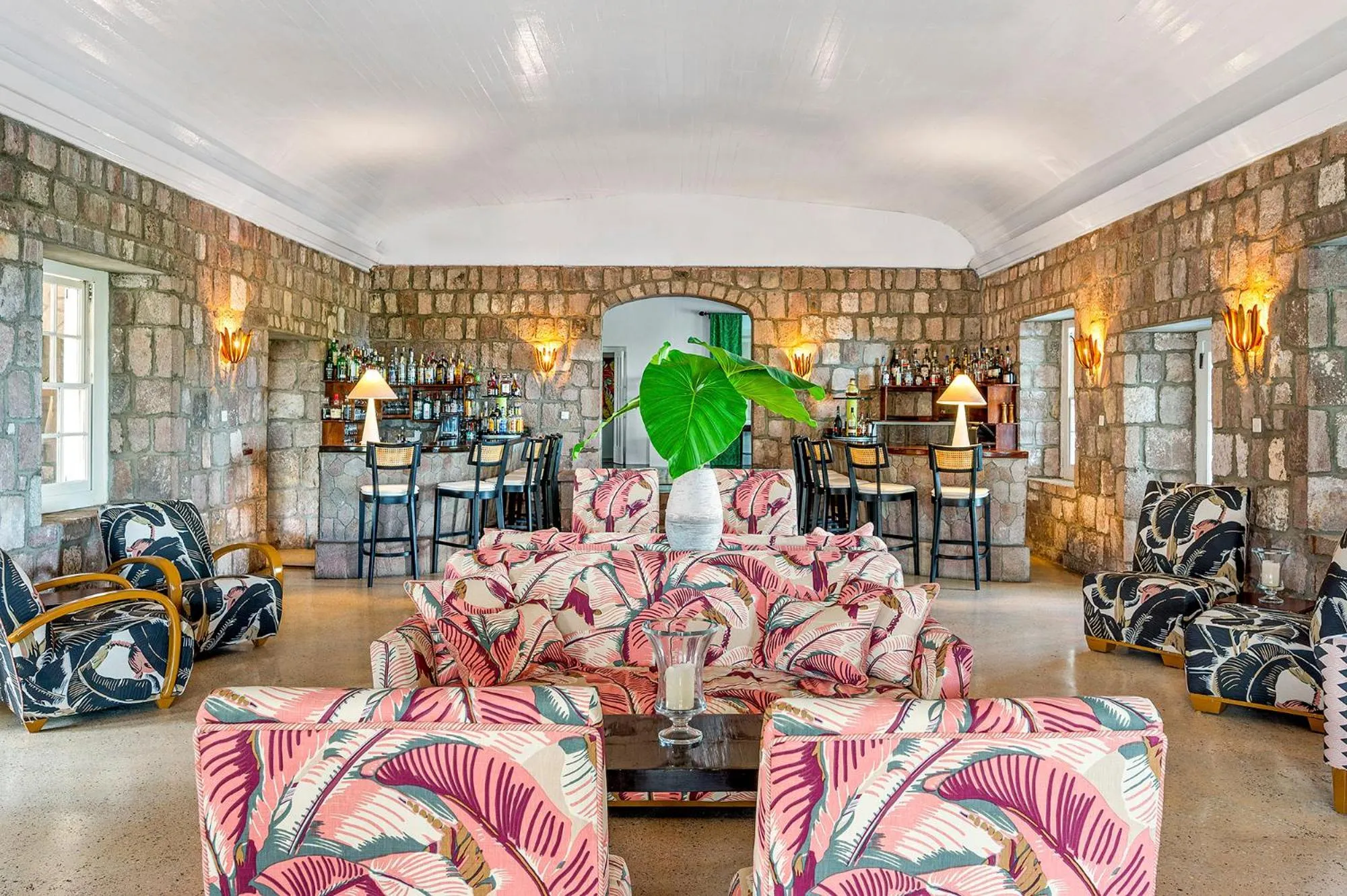 Restaurant/places to eat in Montpelier Nevis