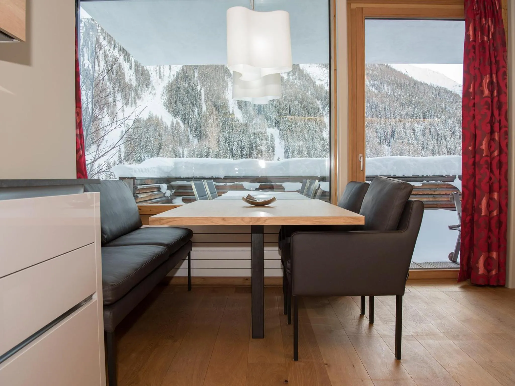 Dining area in Das Felaria