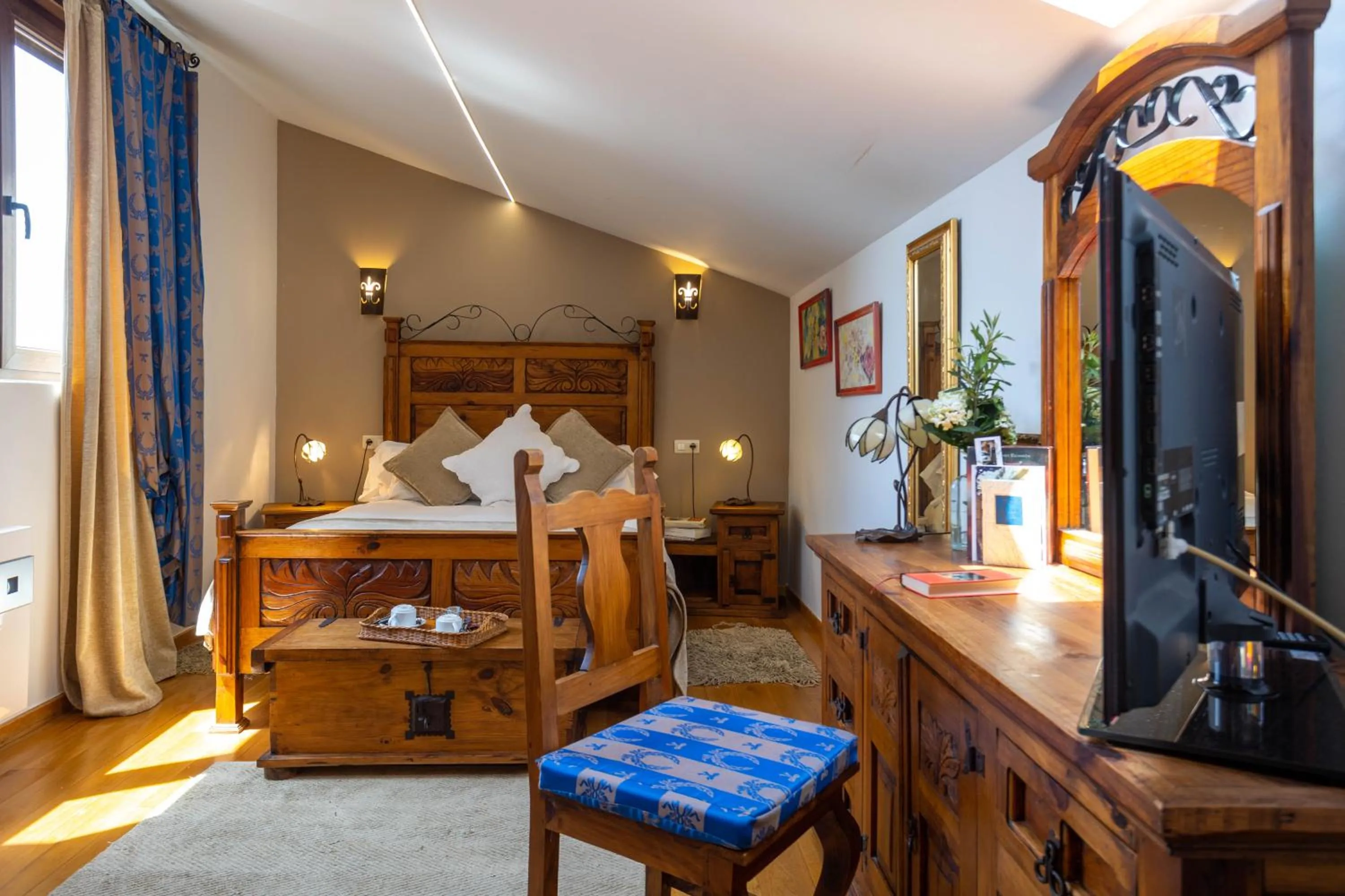 Photo of the whole room, Bed in Posada de Eufrasio