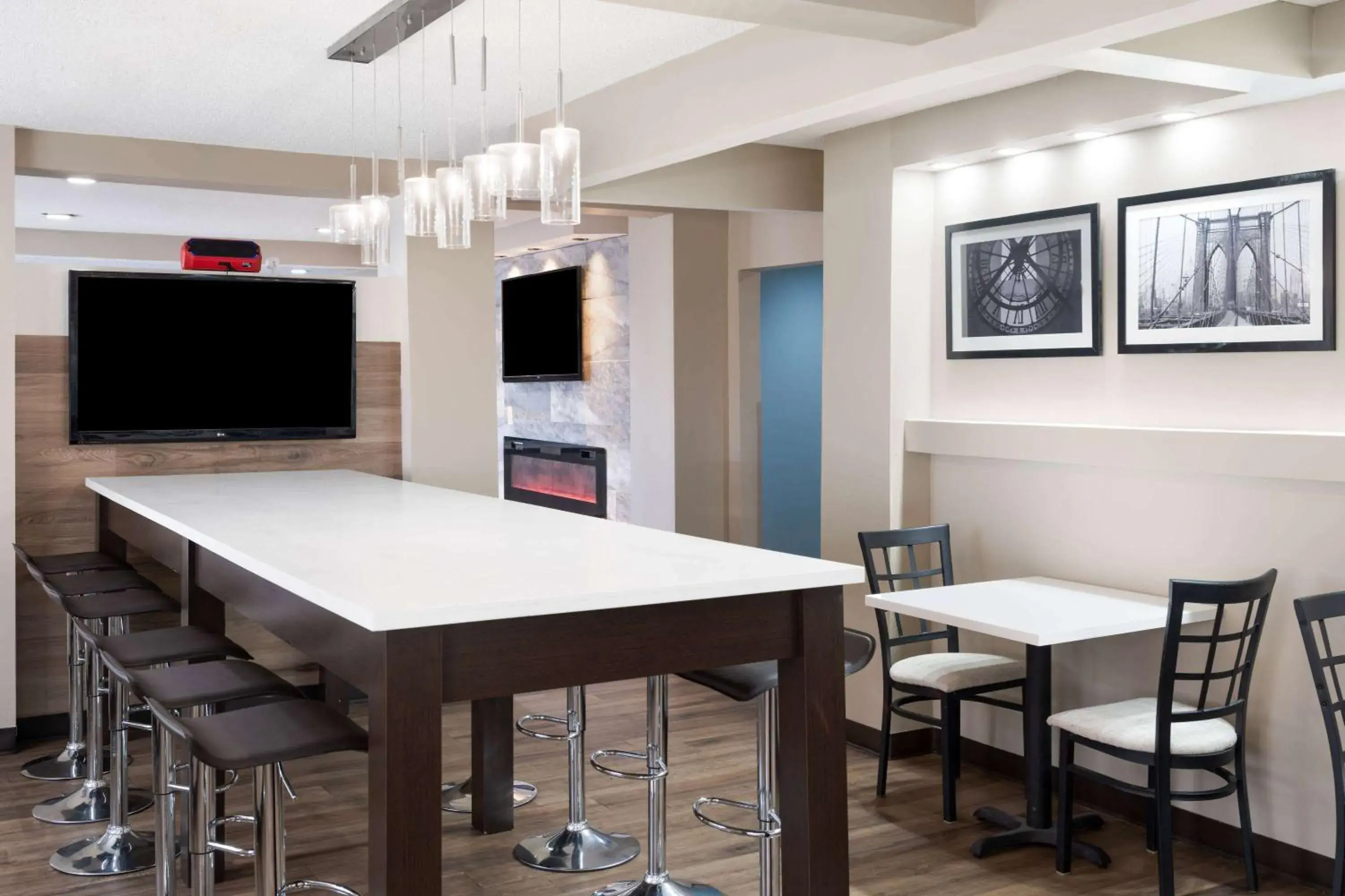 Breakfast in Baymont by Wyndham Boardman Breakfast in Baymont by Wyndham Boardman