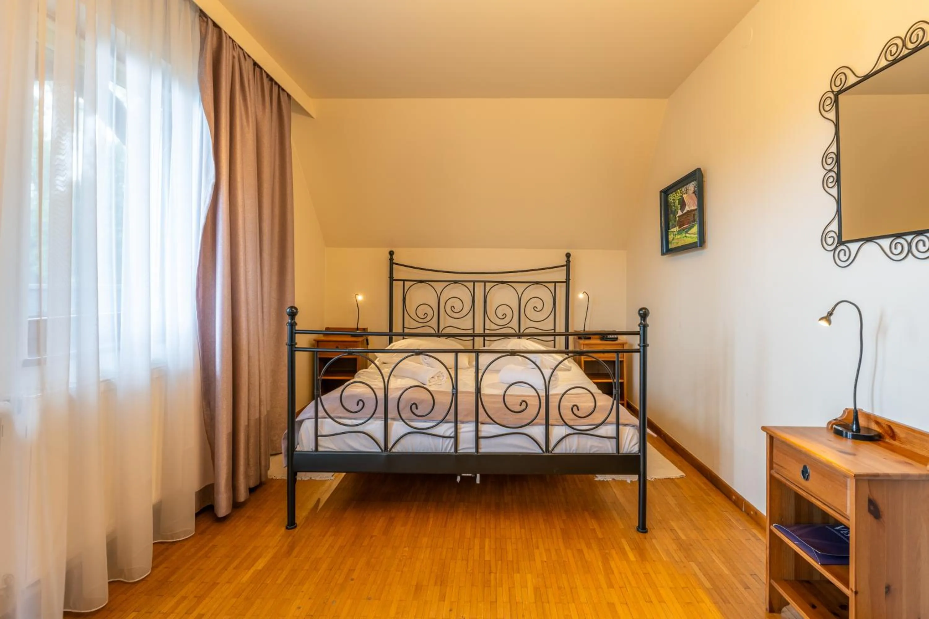 Bed in Hotel Vesta Centrum Konferencyjno Wypoczynkowe