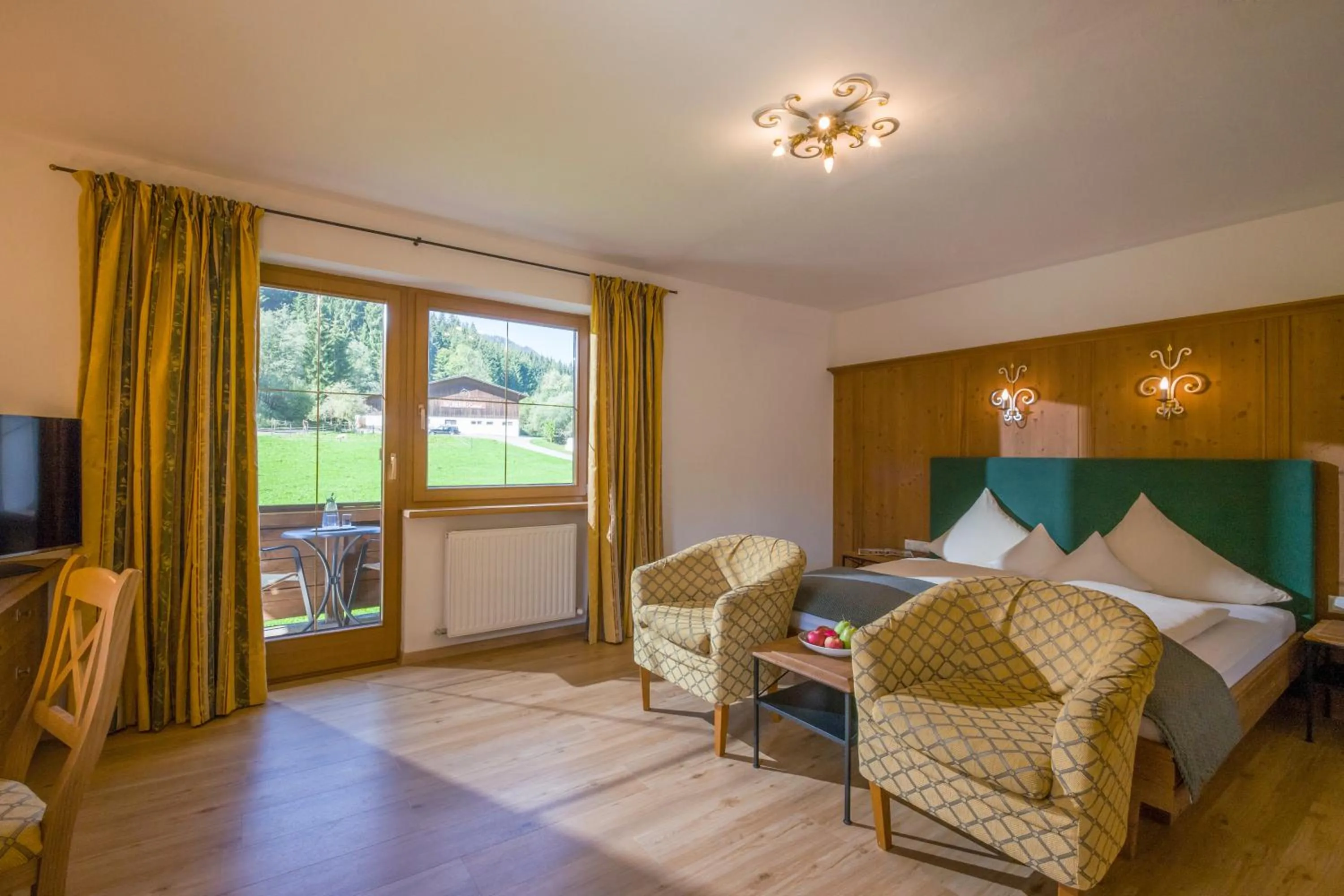 Bedroom, Bed in Hotel Haflingerhof