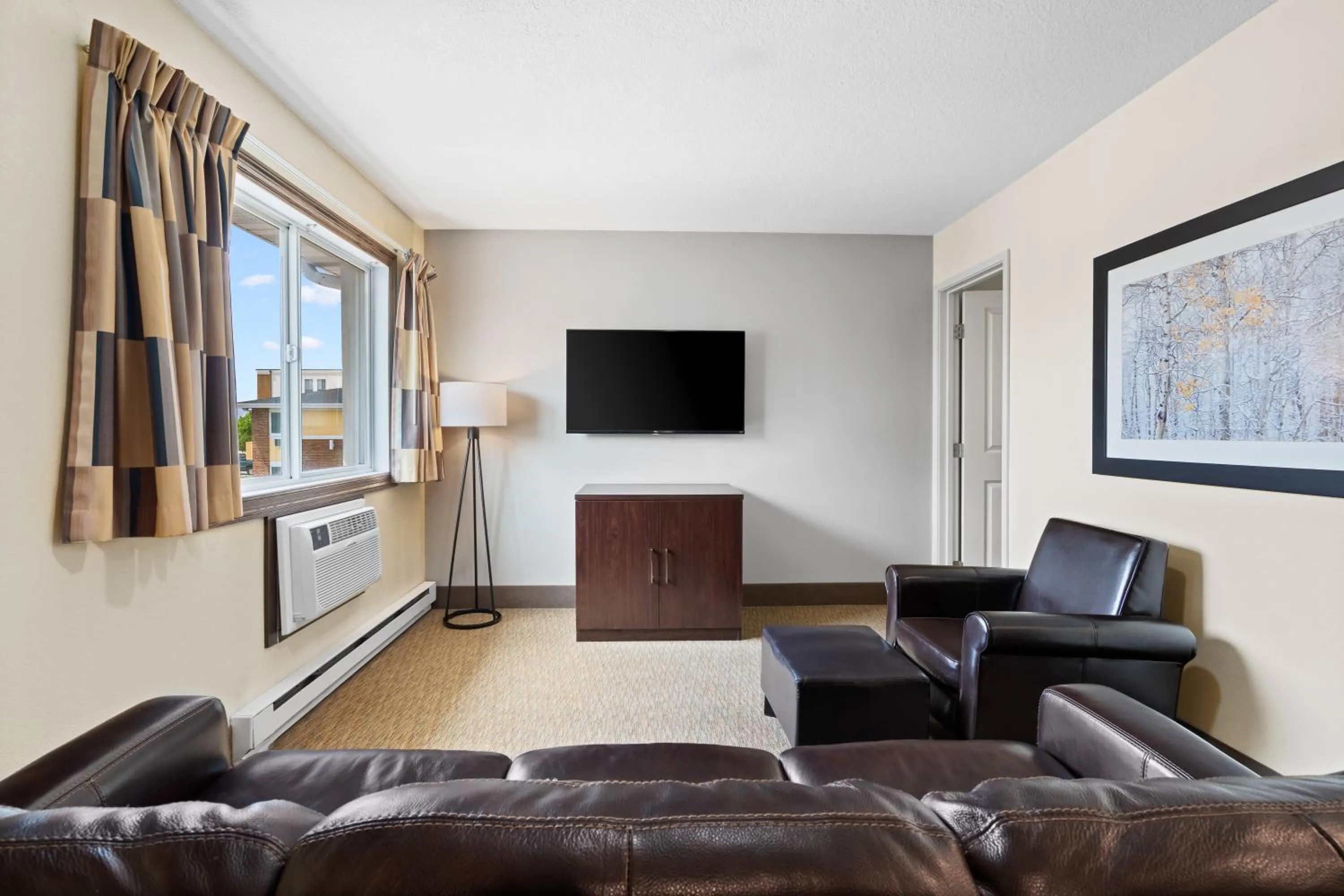 Living room in Fargo Inn and Suites