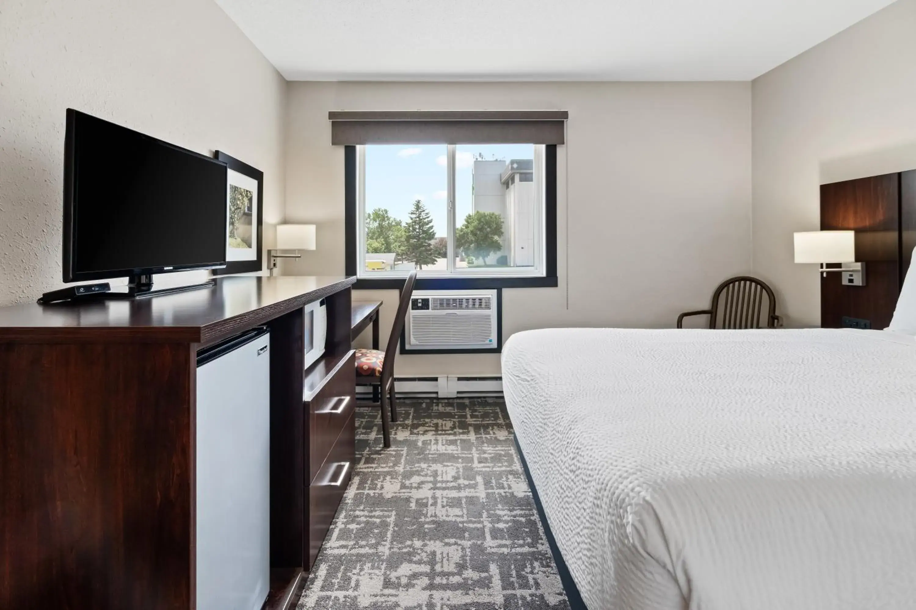 Photo of the whole room, Bed in Fargo Inn and Suites Photo of the whole room, Bed in Fargo Inn and Suites