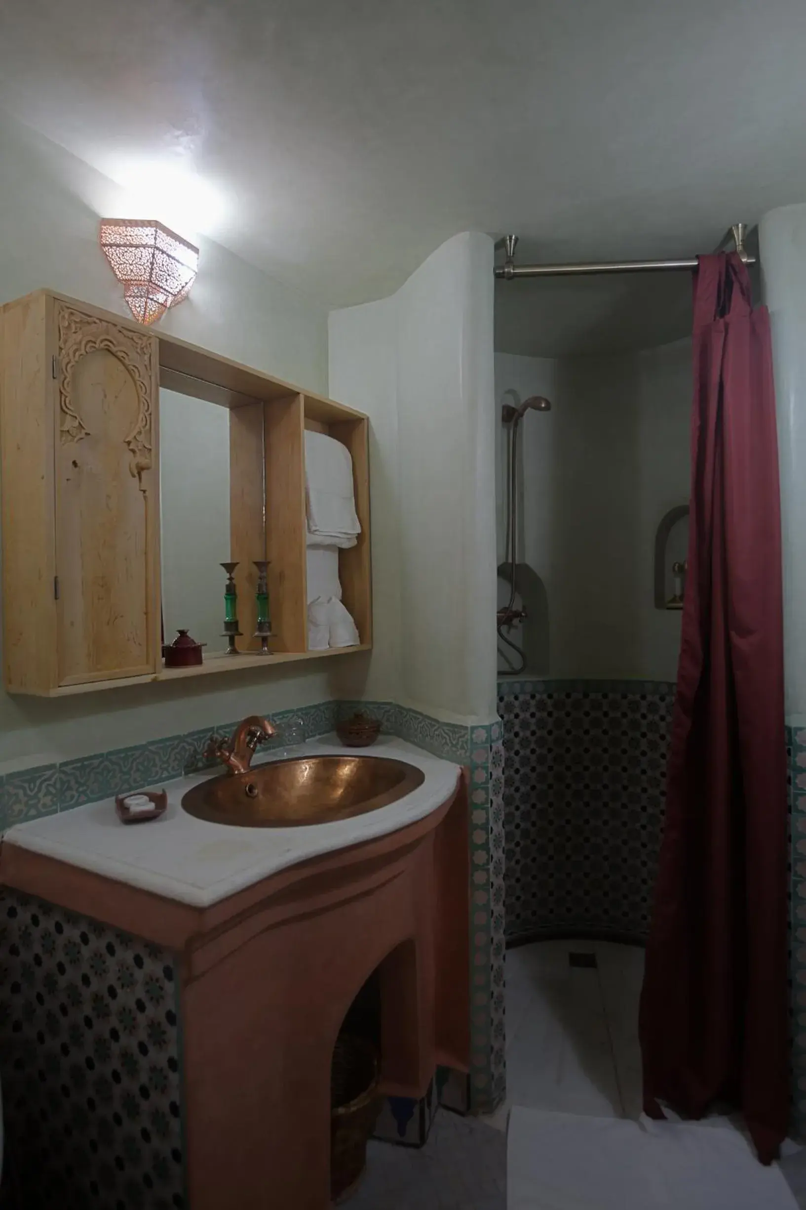 Standard Twin Room in Riad Dar Ziryab Standard Twin Room in Riad Dar Ziryab
