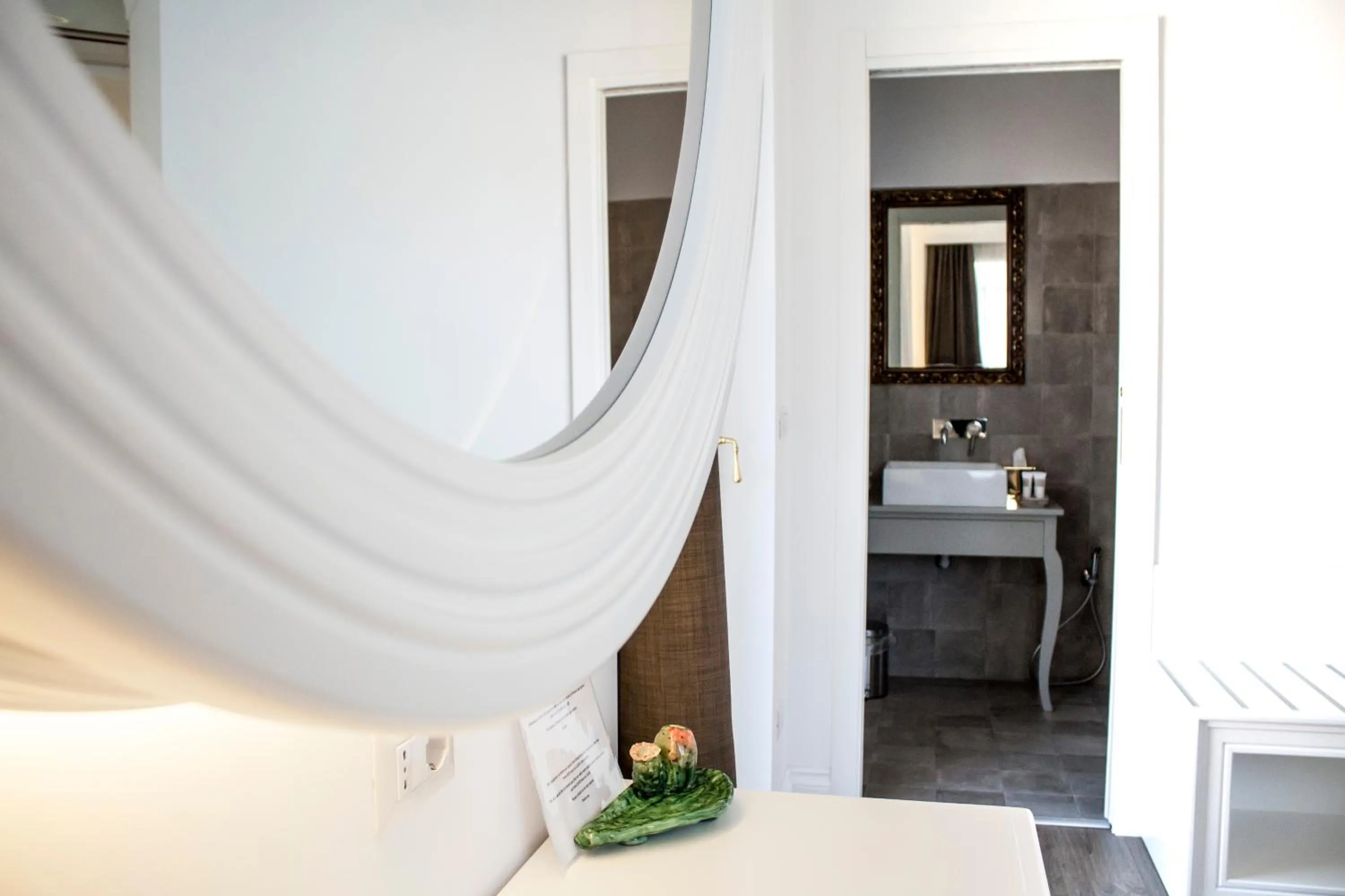 TV and multimedia, Bed in CiuriTaormina Maison de Charme