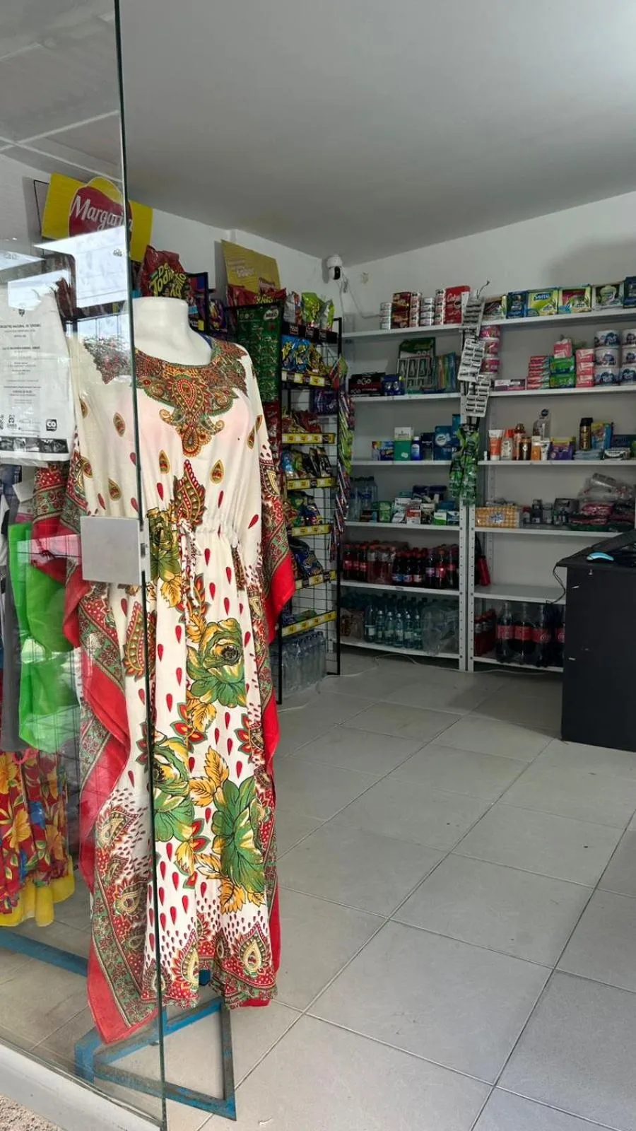 On-site shops in Hotel Los Veleros Santa Marta