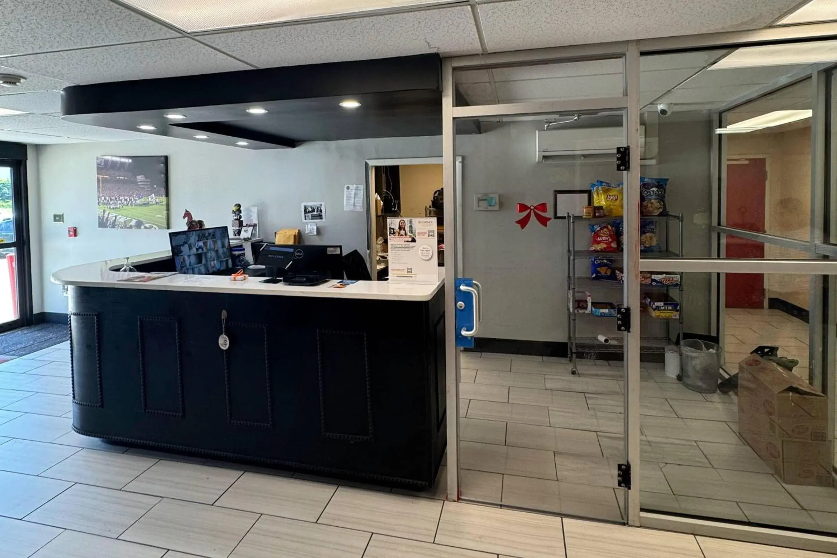 Lobby or reception in Gallus Stadium Park Inn, an Ascend Collection Hotel Lobby or reception in Gallus Stadium Park Inn, an Ascend Collection Hotel