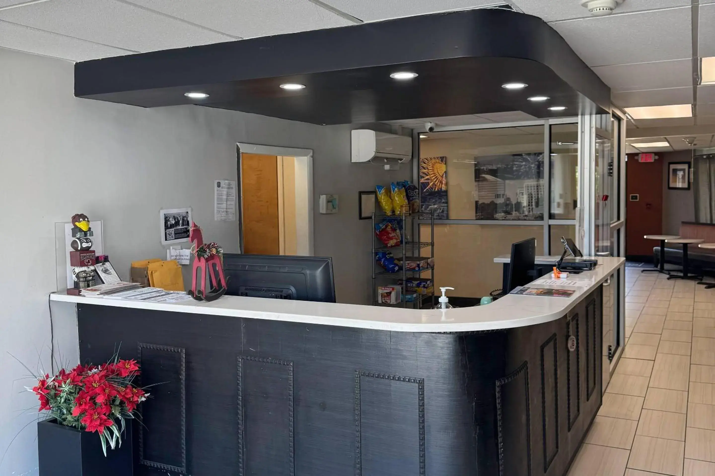 Lobby or reception in Gallus Stadium Park Inn, an Ascend Collection Hotel Lobby or reception in Gallus Stadium Park Inn, an Ascend Collection Hotel