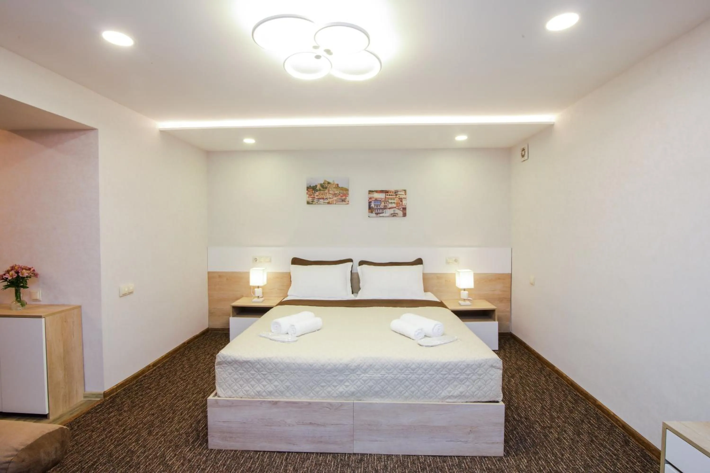 Bed in Opera Apartment Very Heart Of Tbilisi