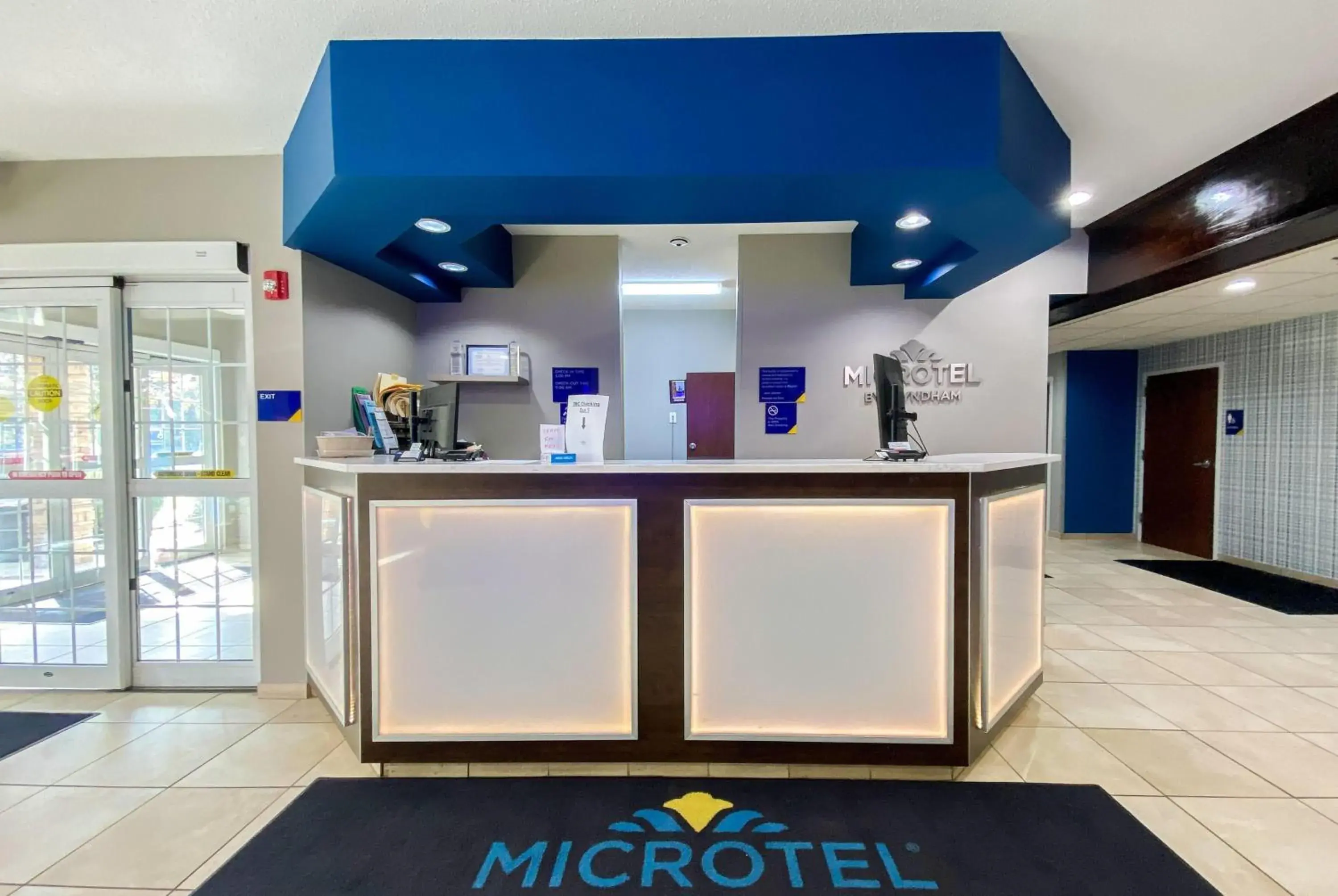 Lobby or reception in Microtel Inn & Suites by Wyndham Columbia Lobby or reception in Microtel Inn & Suites by Wyndham Columbia