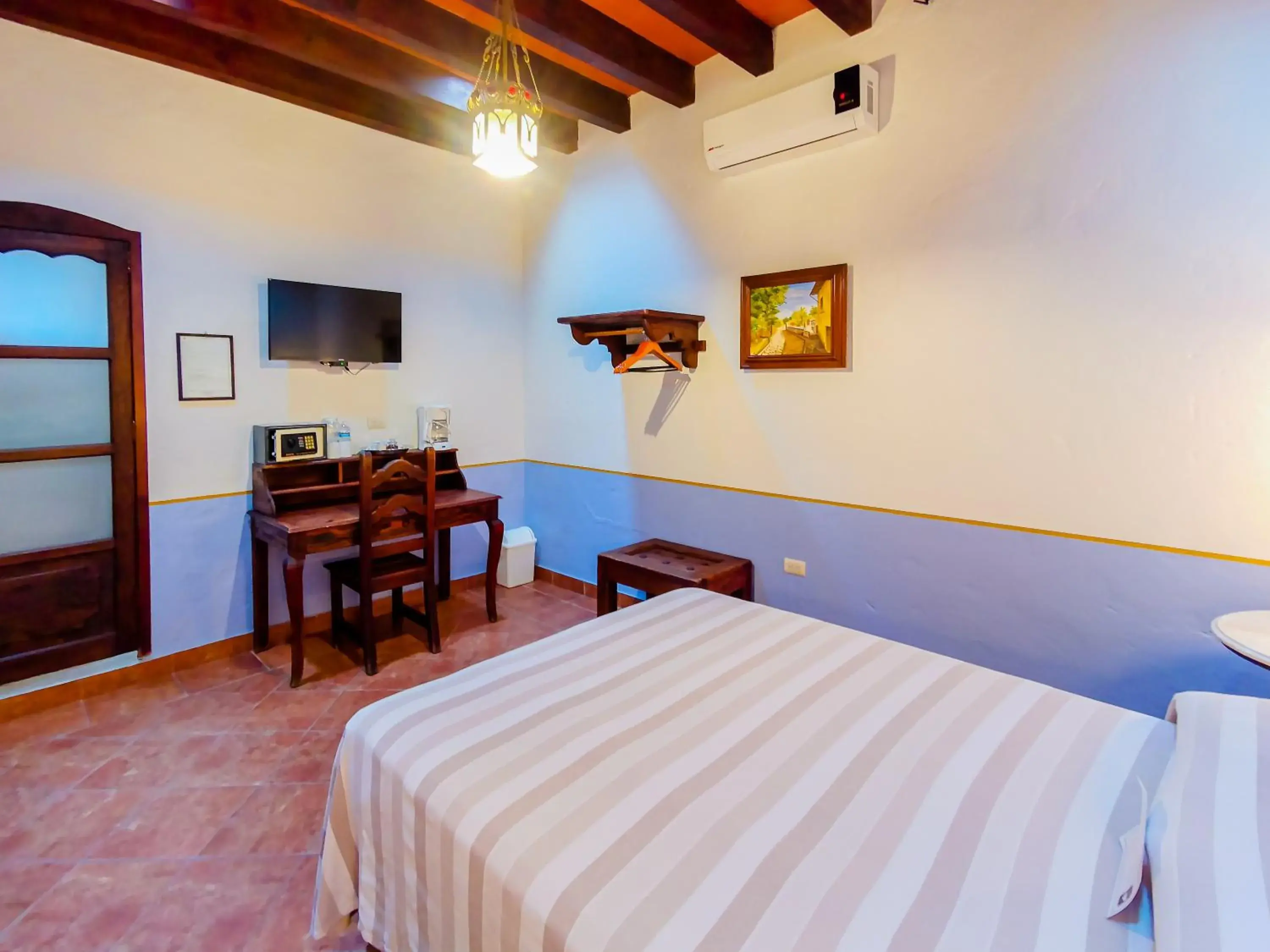 Double Room in Meson del Alferez Xalapa Double Room in Meson del Alferez Xalapa