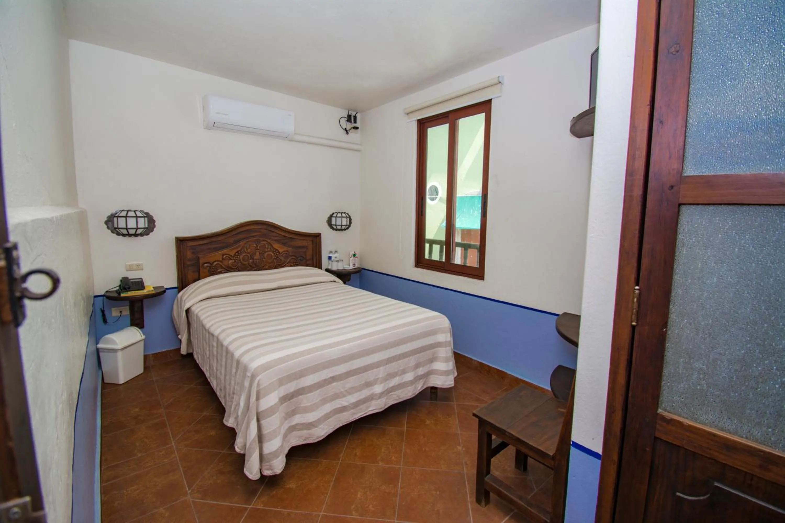 Bed in Meson del Alferez Xalapa