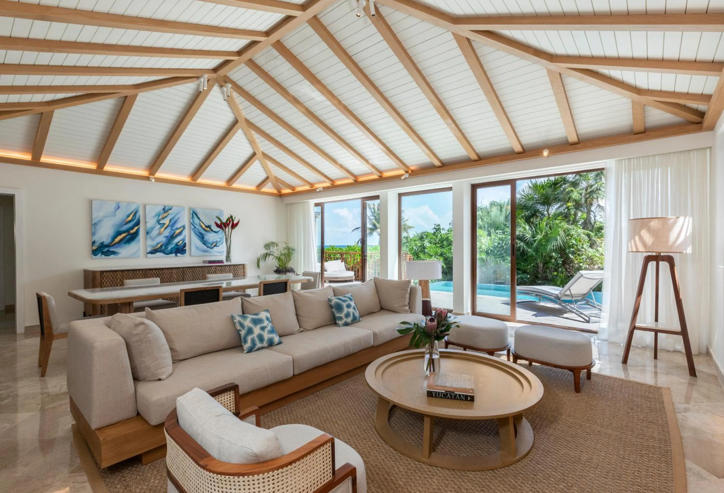 Living room in Fairmont Mayakoba