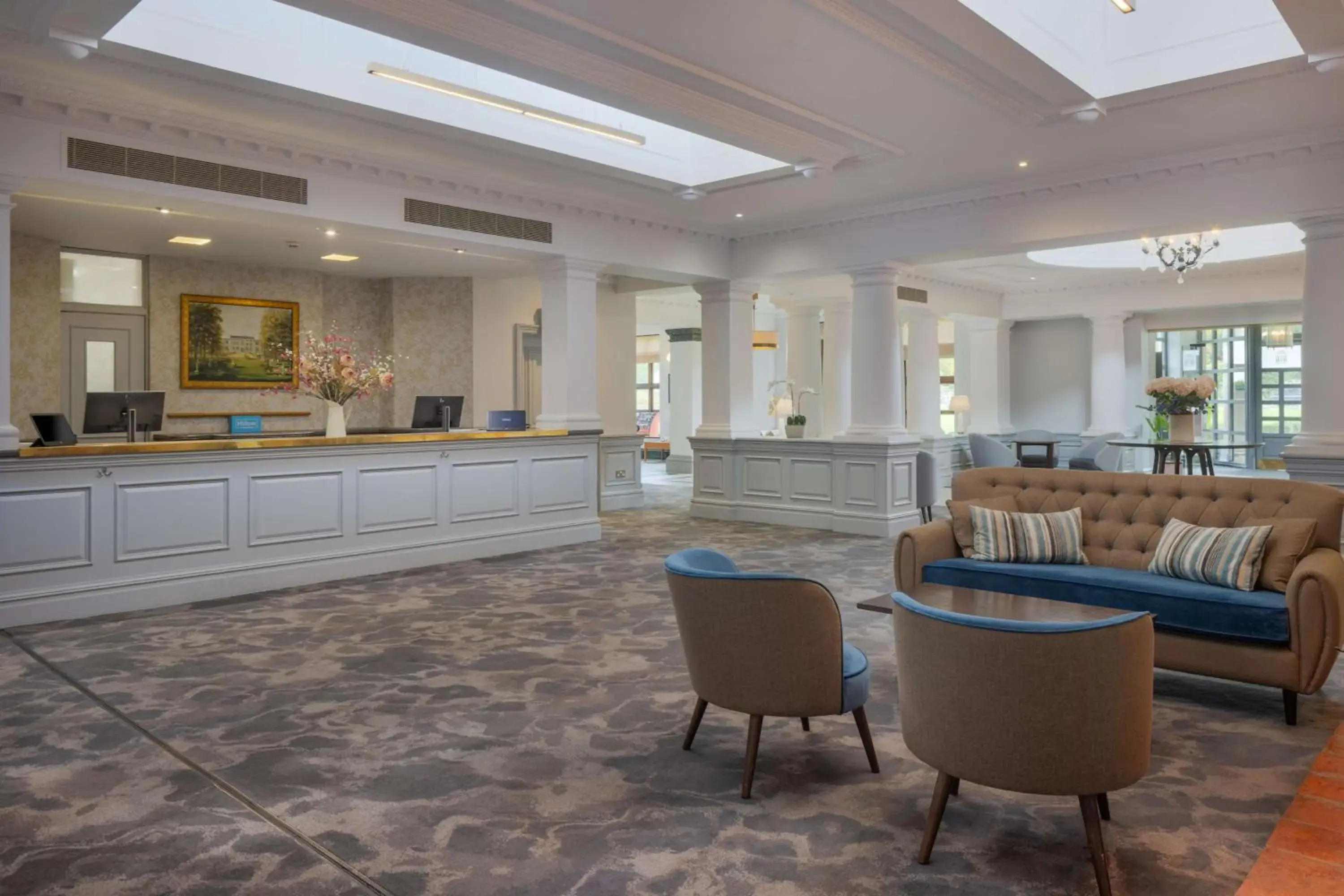 Lobby or reception in Hilton Puckrup Hall Hotel & Golf Club, Tewkesbury Lobby or reception in Hilton Puckrup Hall Hotel & Golf Club, Tewkesbury