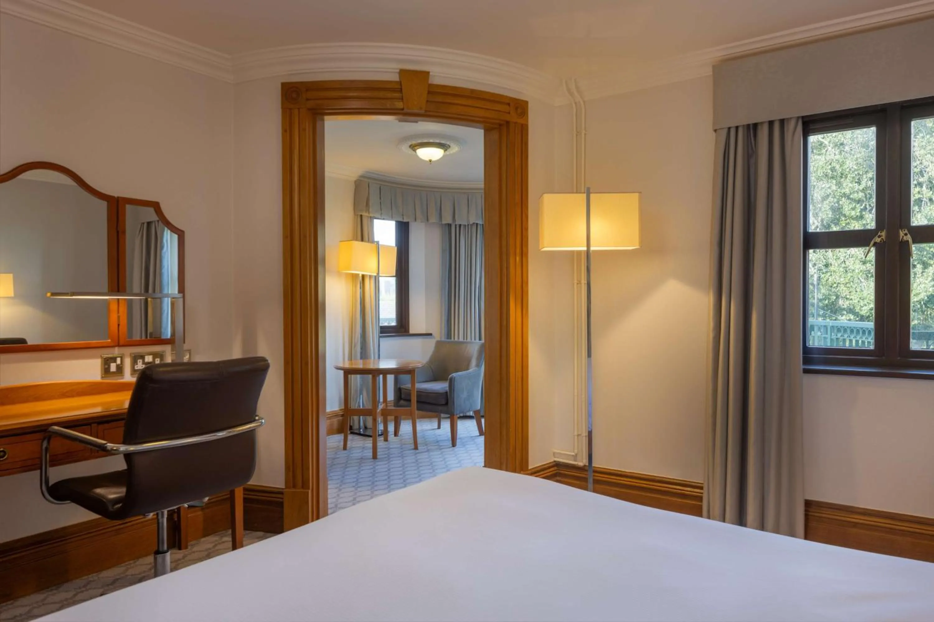 Bed in Hilton Puckrup Hall Hotel & Golf Club, Tewkesbury