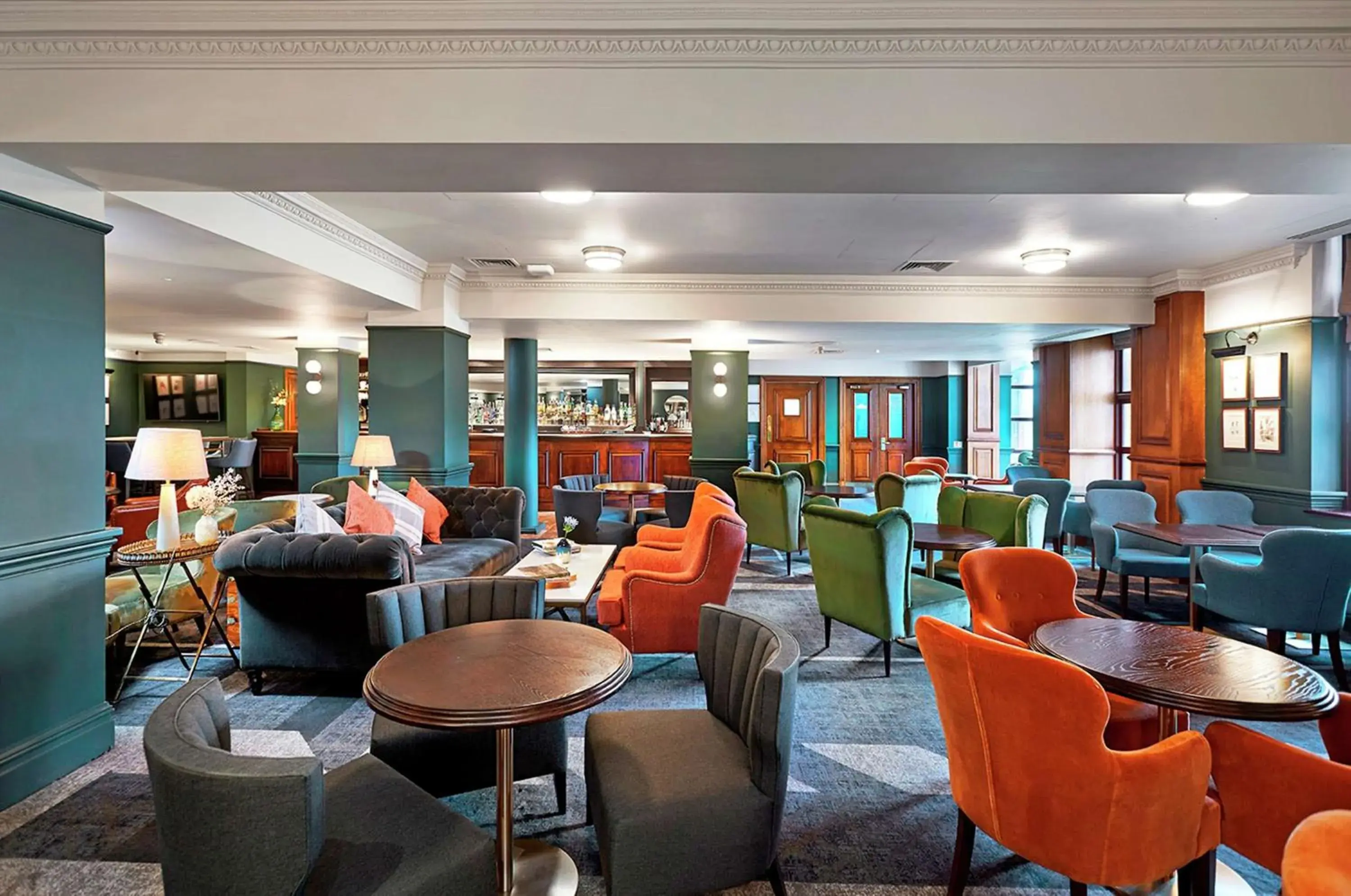 Lounge or bar in Hilton Puckrup Hall Hotel & Golf Club, Tewkesbury Lounge or bar in Hilton Puckrup Hall Hotel & Golf Club, Tewkesbury