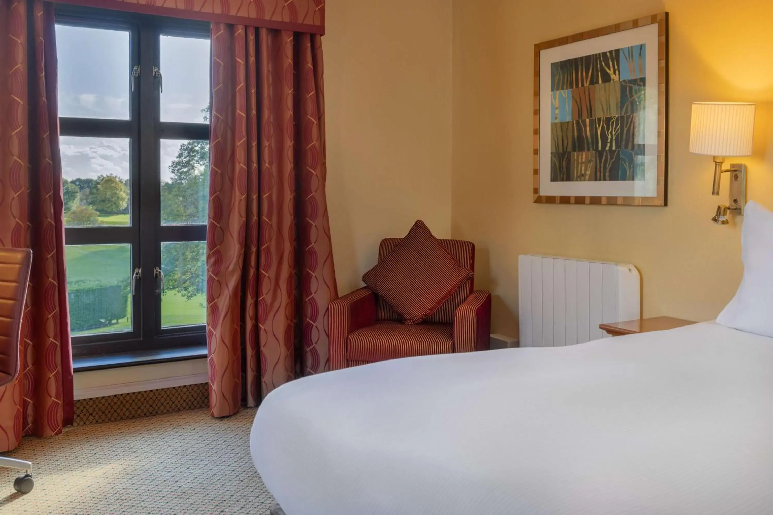 View (from property/room), Bed in Hilton Puckrup Hall Hotel & Golf Club, Tewkesbury View (from property/room), Bed in Hilton Puckrup Hall Hotel & Golf Club, Tewkesbury