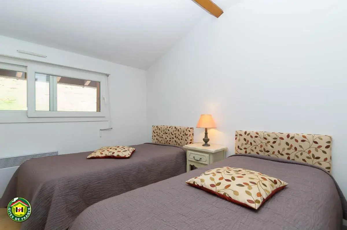 Twin Room with Private External Bathroom - single occupancy in La Pastorale Twin Room with Private External Bathroom - single occupancy in La Pastorale