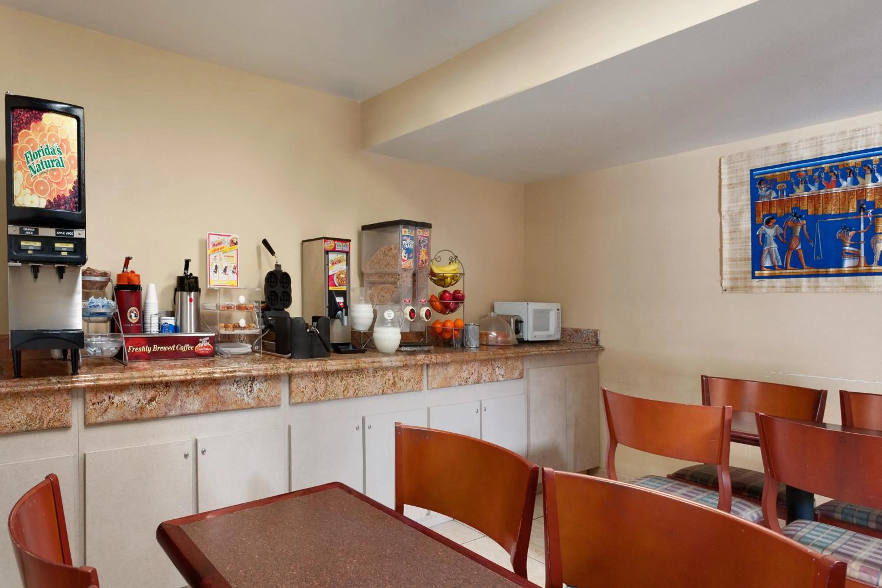 Restaurant/places to eat in Triplodge of Santa Clarita