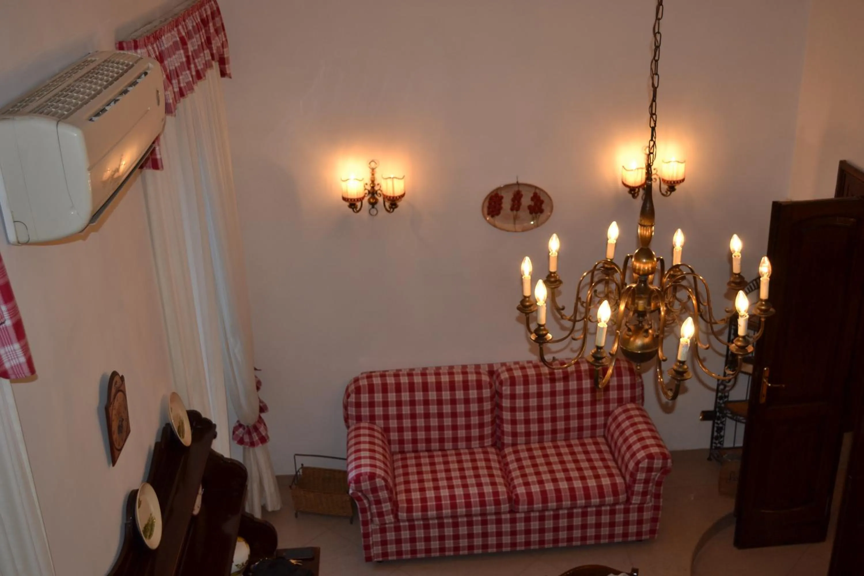 Kitchen or kitchenette, Bed in Dimora Real Maria