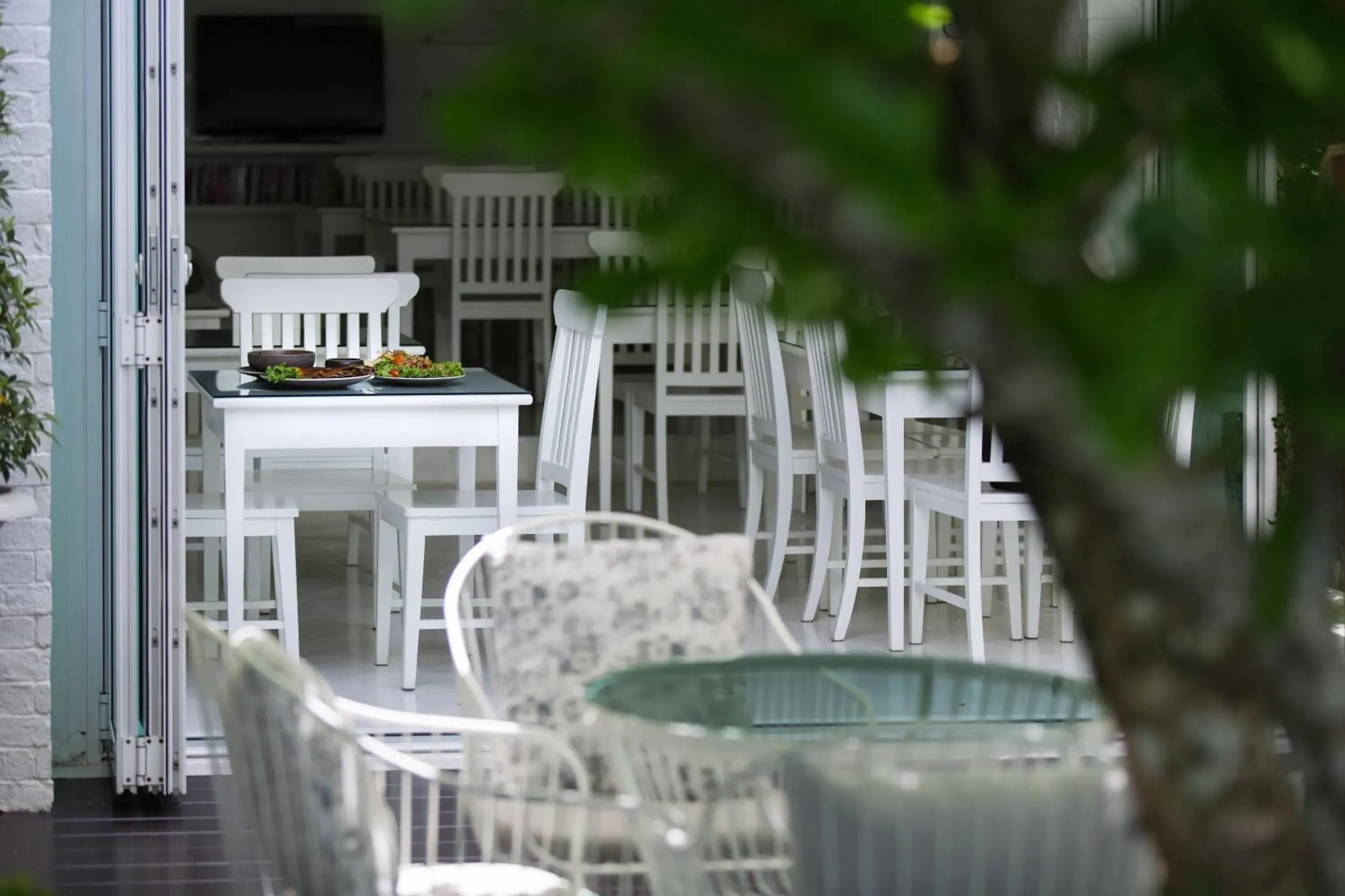 Restaurant/places to eat in Verano Beach Villa Restaurant/places to eat in Verano Beach Villa