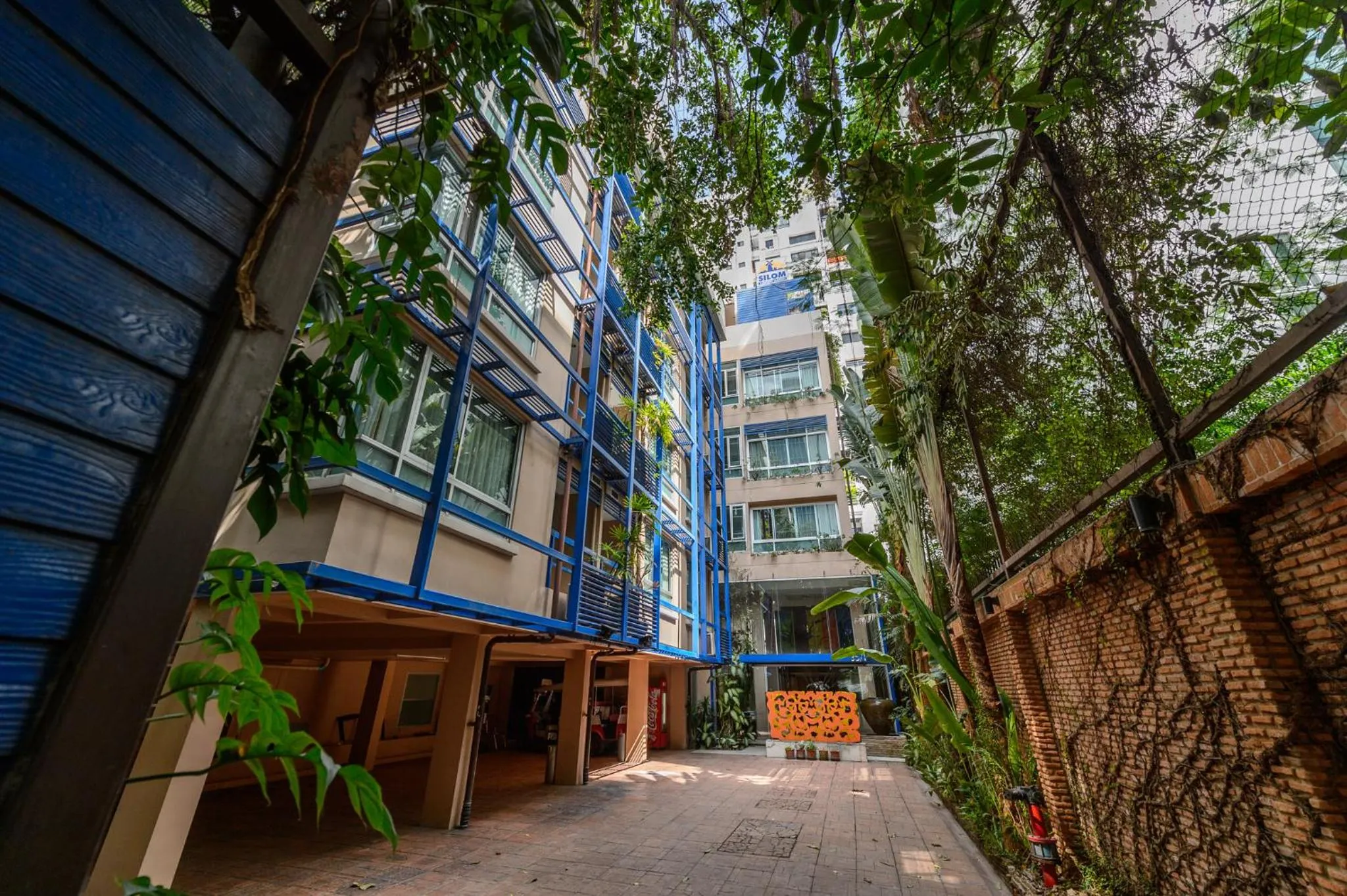 Property building in Silom Convent Garden