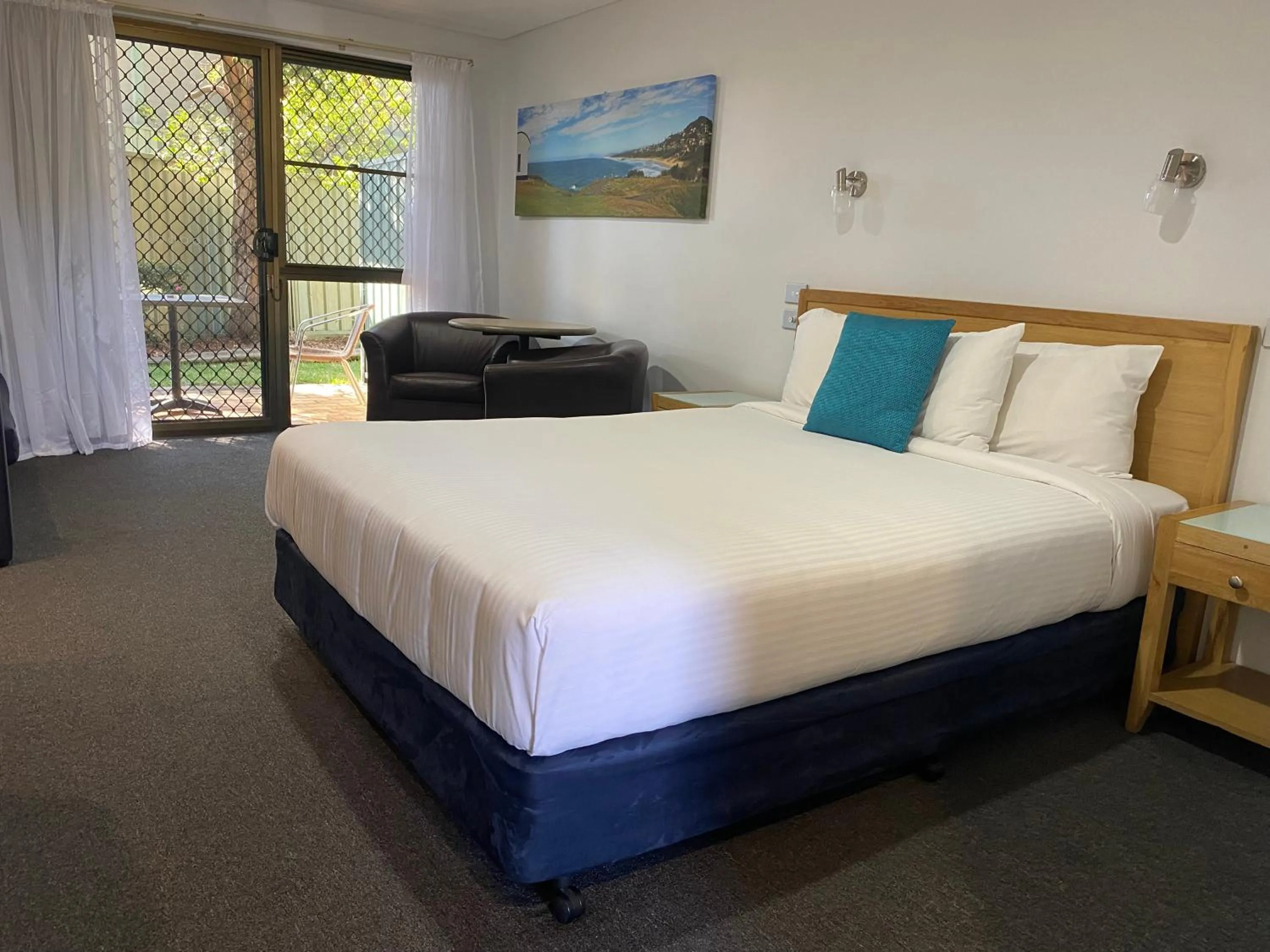 Bedroom, Bed in Macquarie Barracks Motor Inn