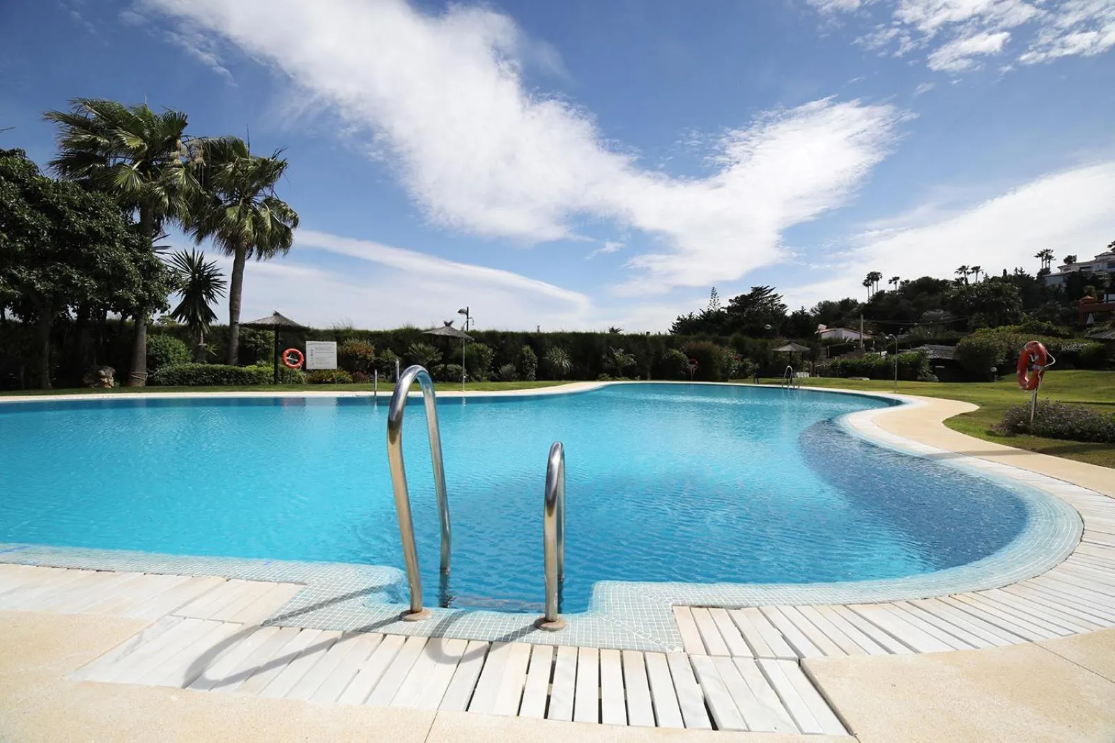Jardines De Nueva Galera Cozy Penthouse