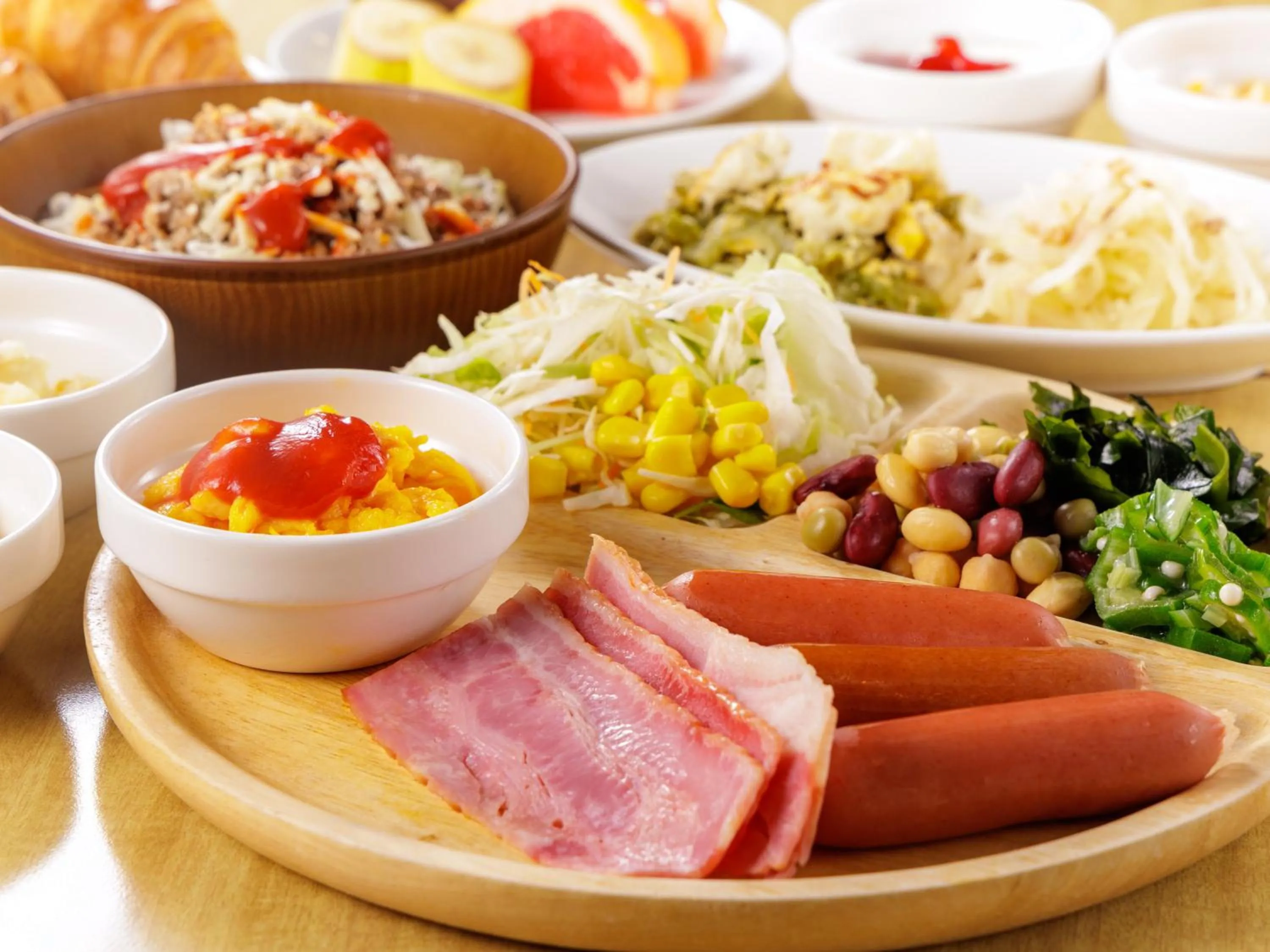 Restaurant/places to eat in Nishitetsu Resort Inn Naha