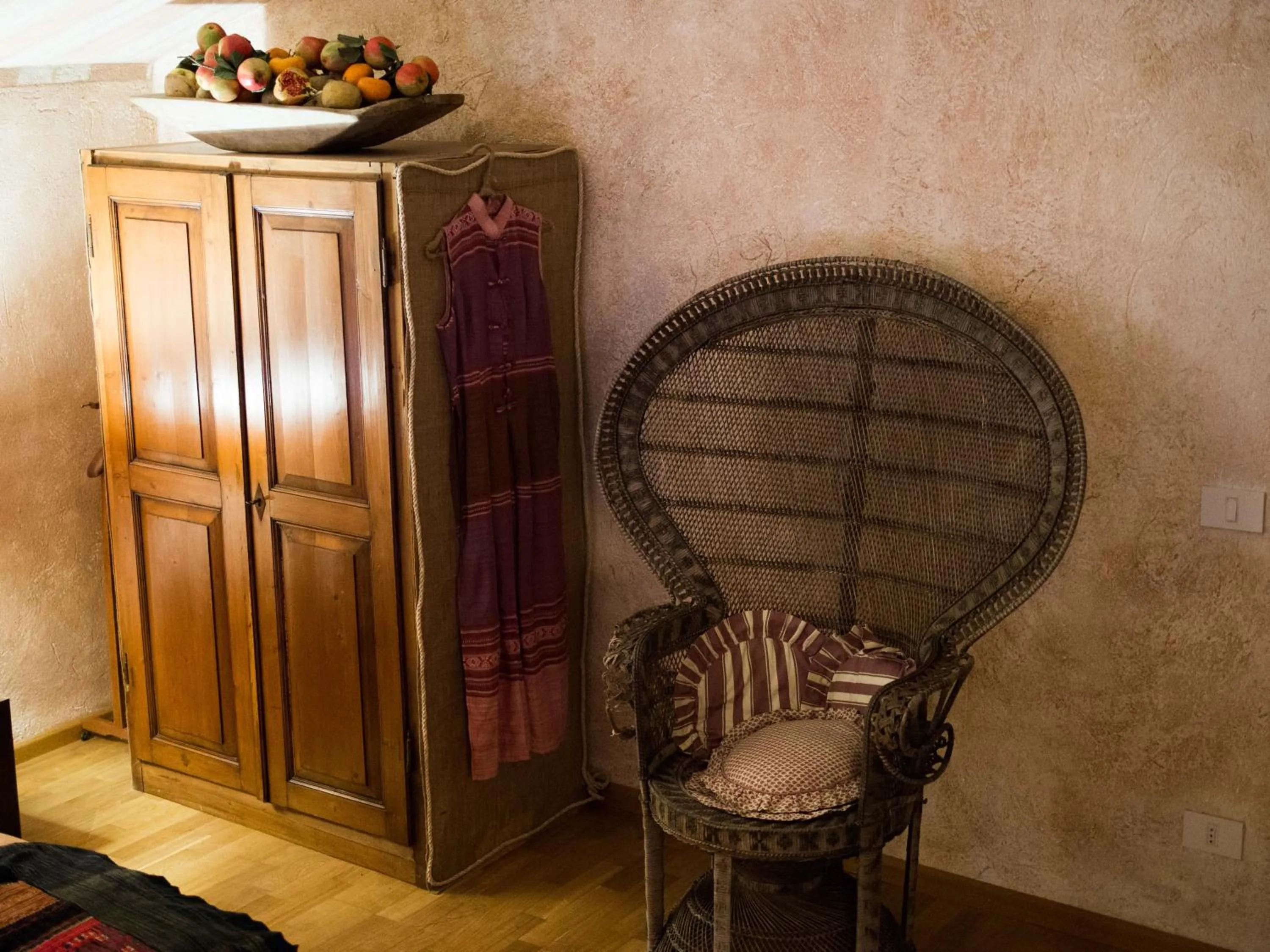 Seating area in La Luna nel Pozzo