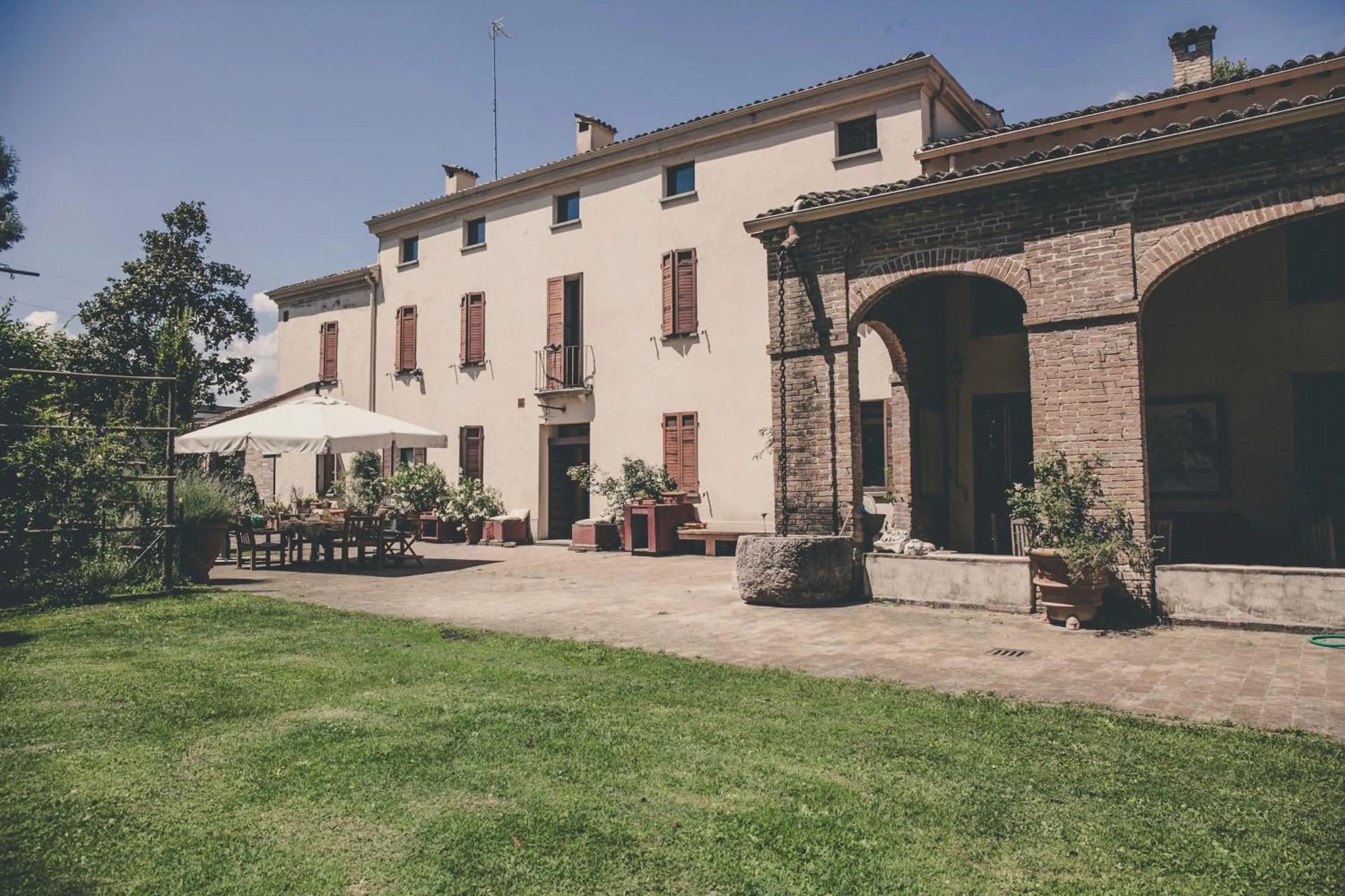 Property building in La Luna nel Pozzo