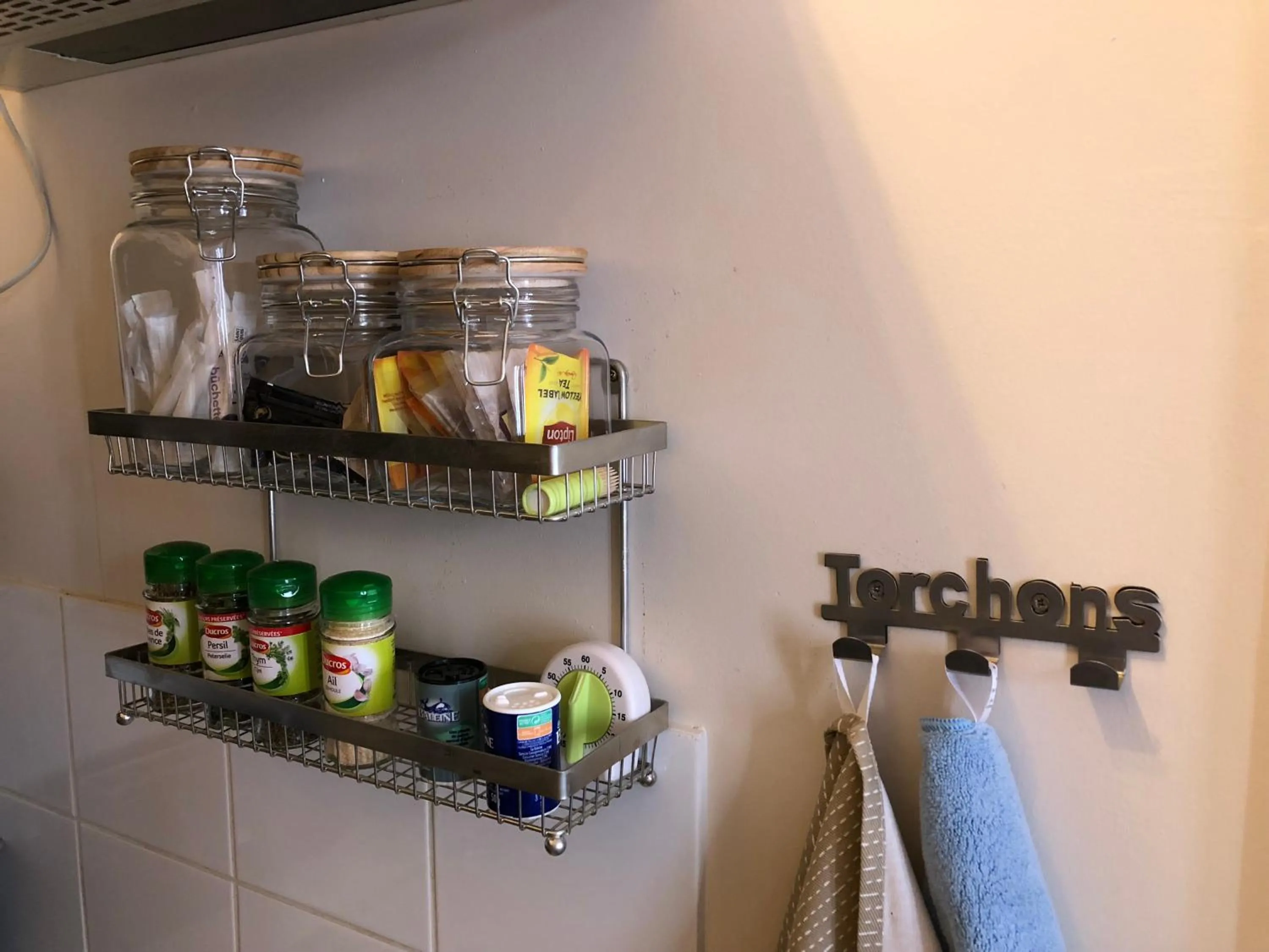 Coffee/tea facilities in Le Regisseur