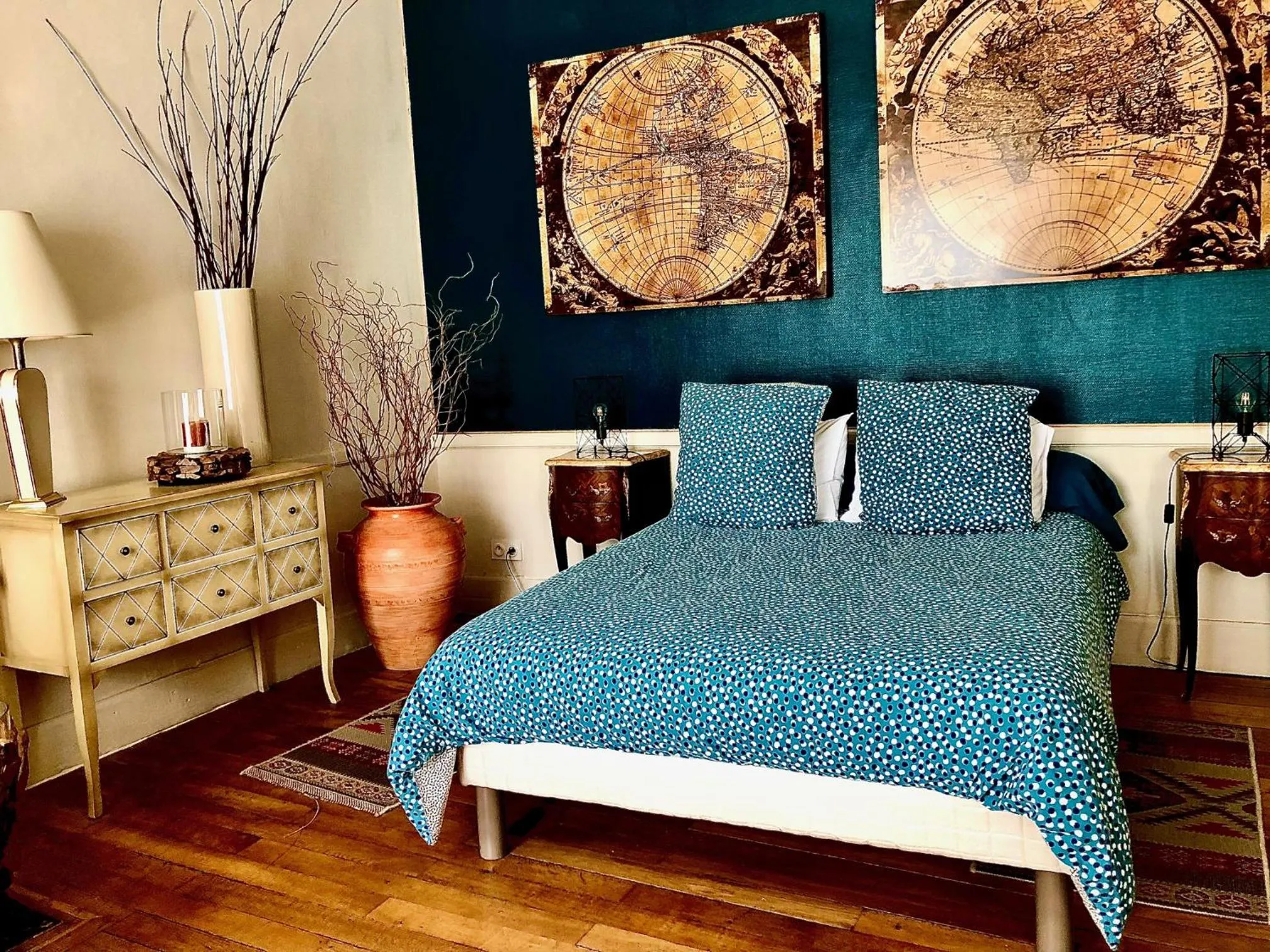 Bed in Le Regisseur