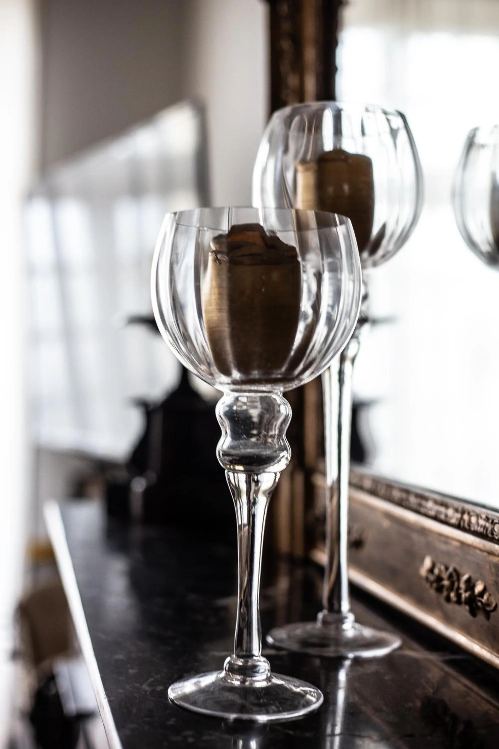 Decorative detail in Le Regisseur