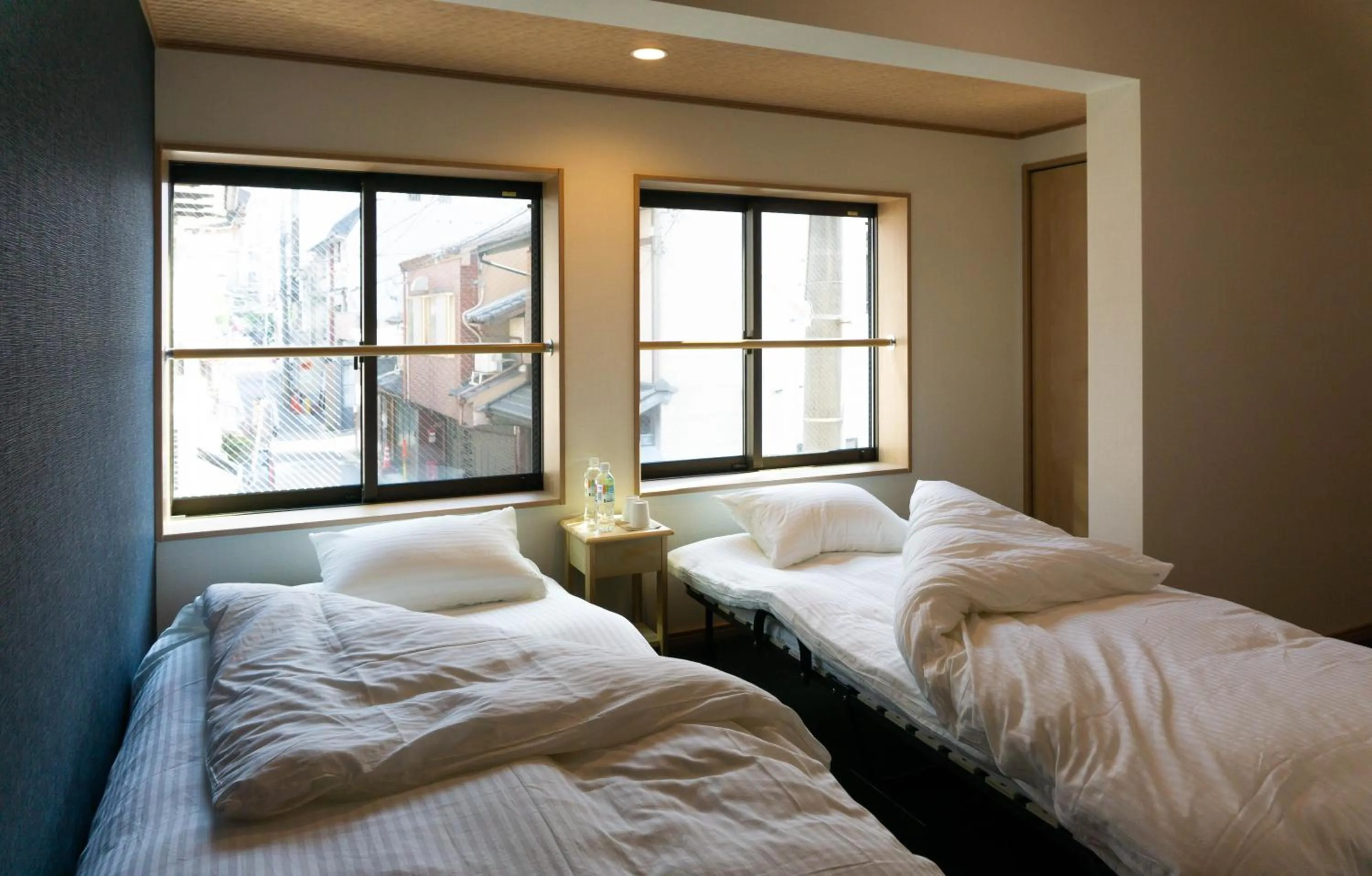 Photo of the whole room, Bed in Ryokan Hinomoto Kyoto Kawaramachi