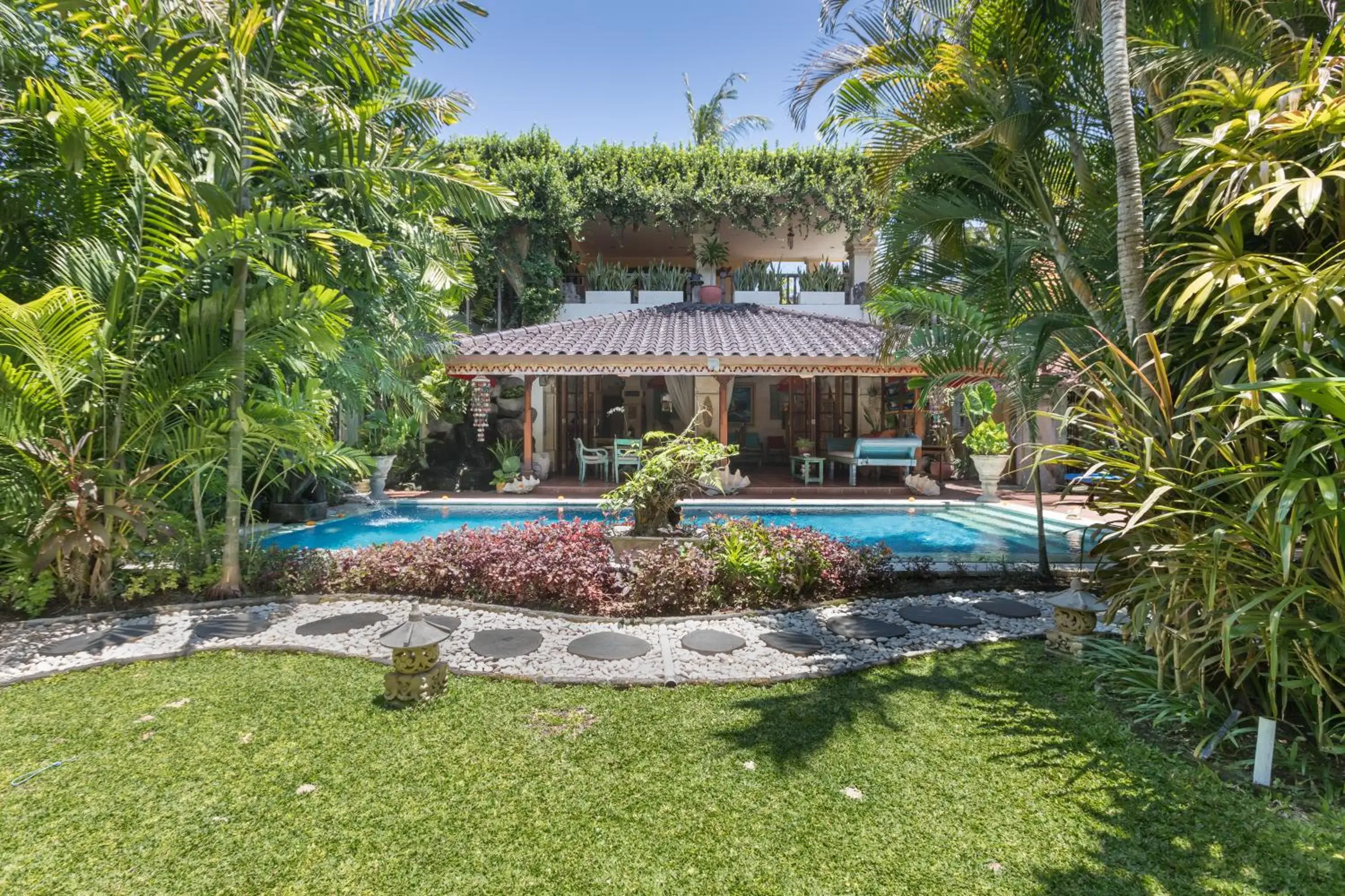 Garden view in Villa Kaja by Nagisa Bali Garden view in Villa Kaja by Nagisa Bali