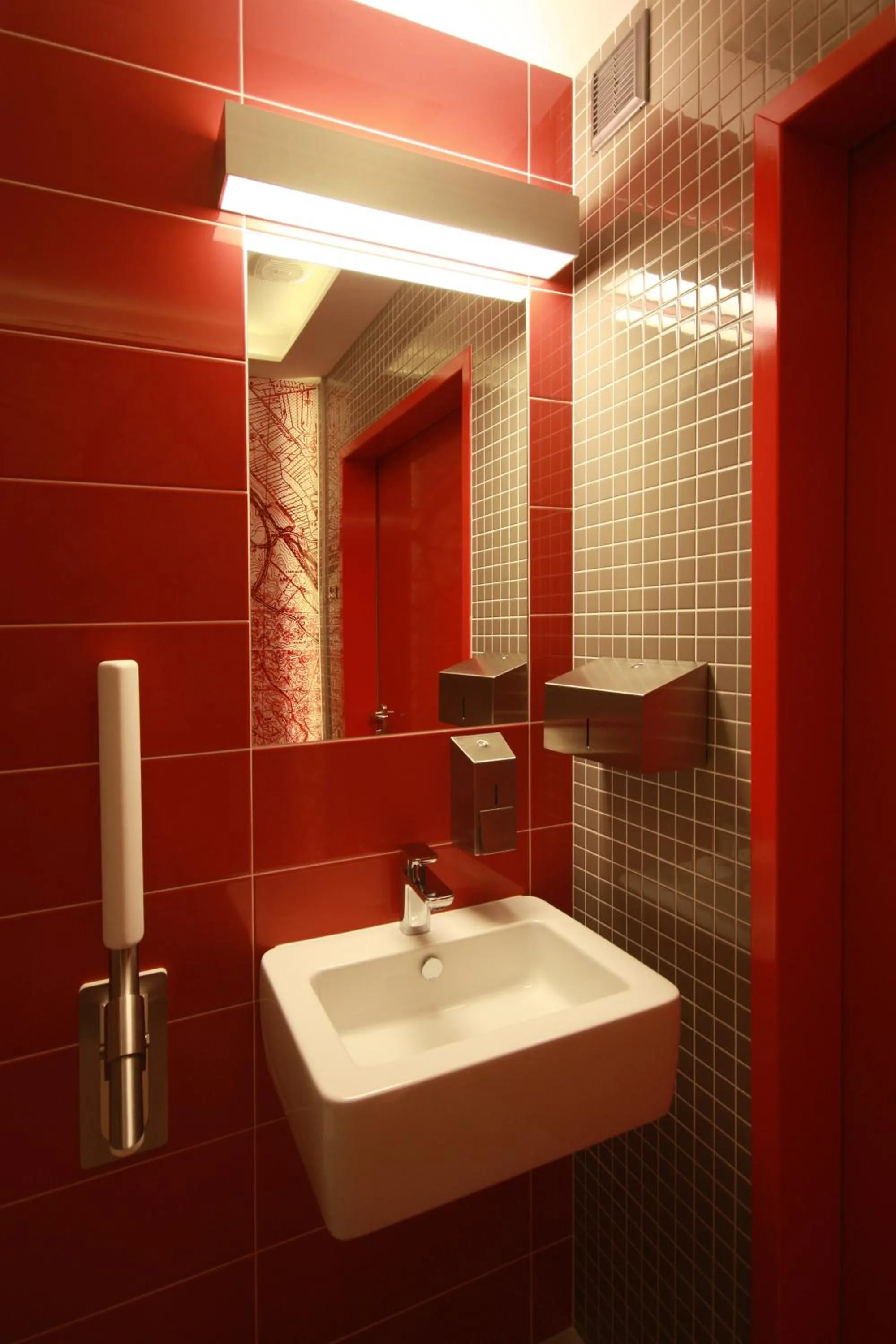 Toilet in Link Hotel