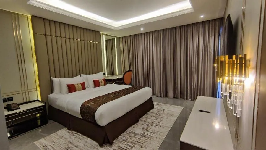 Bed in PO Hotel Semarang