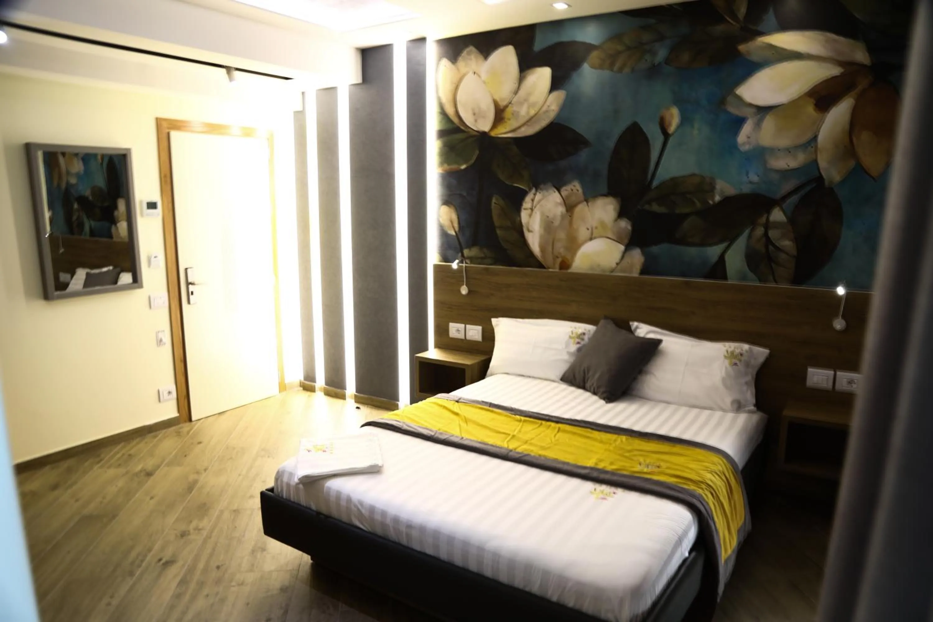 Bed in Vila One Beach Hotel