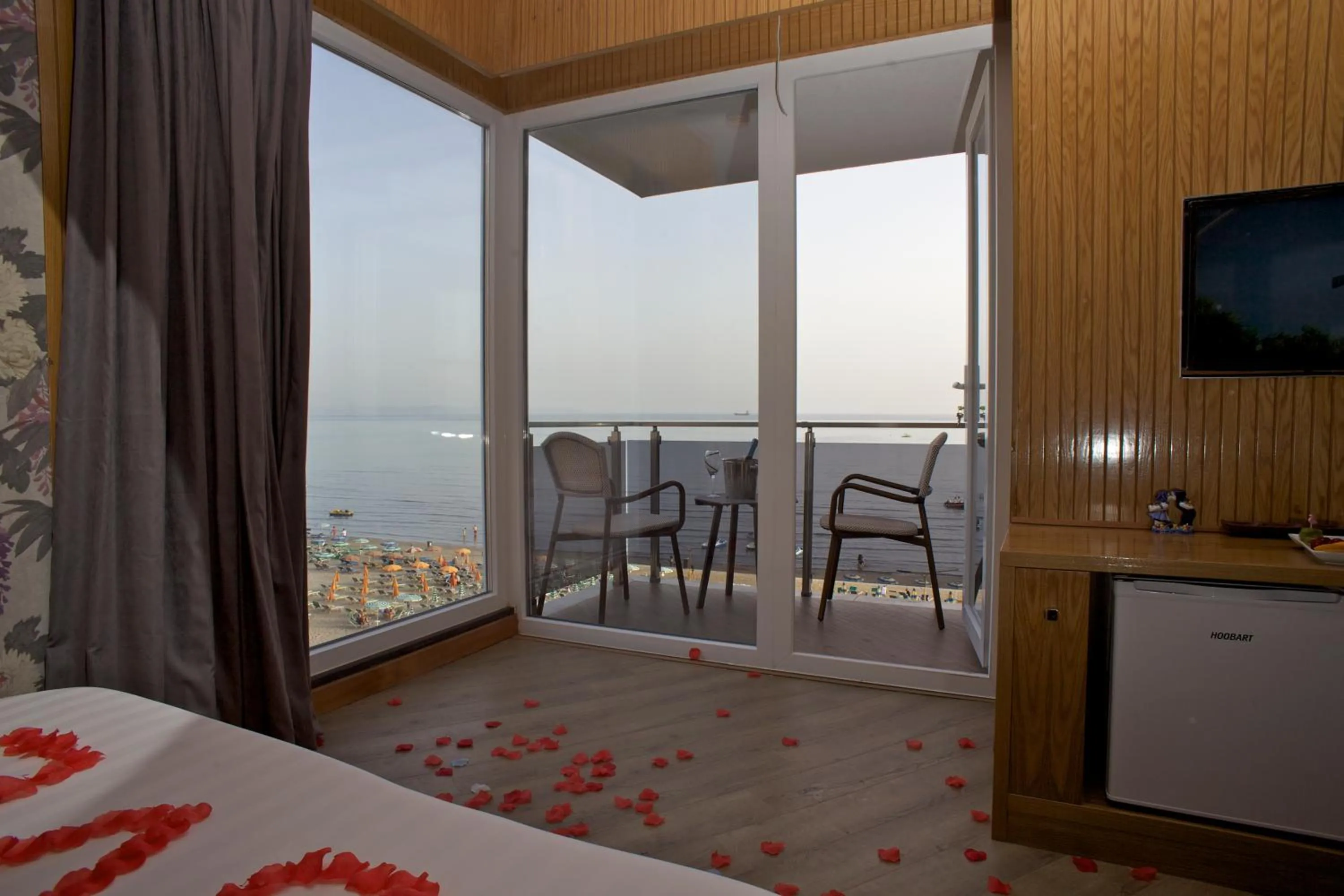 View (from property/room), Bed in Vila One Beach Hotel