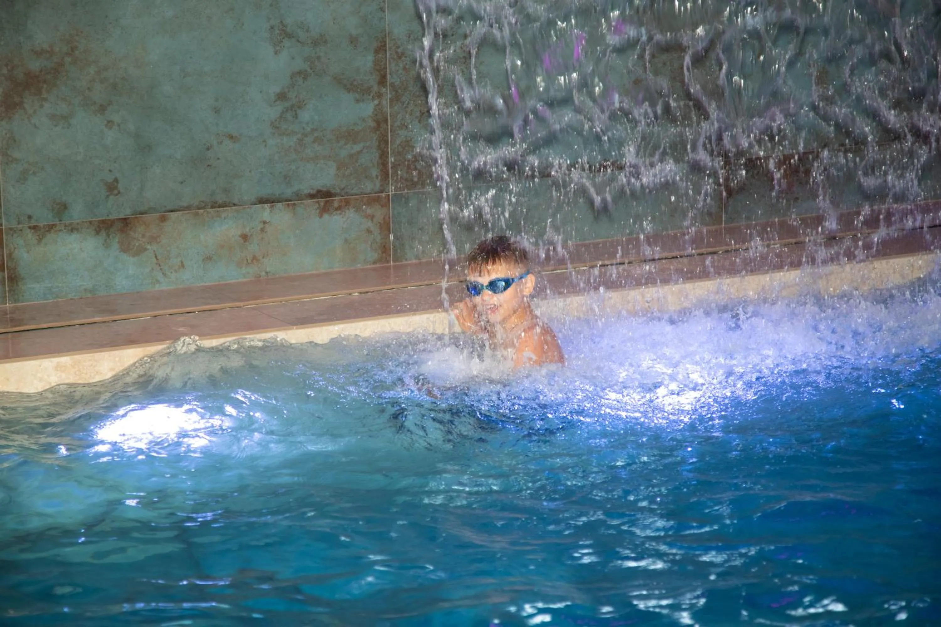 Swimming pool in Vila One Beach Hotel