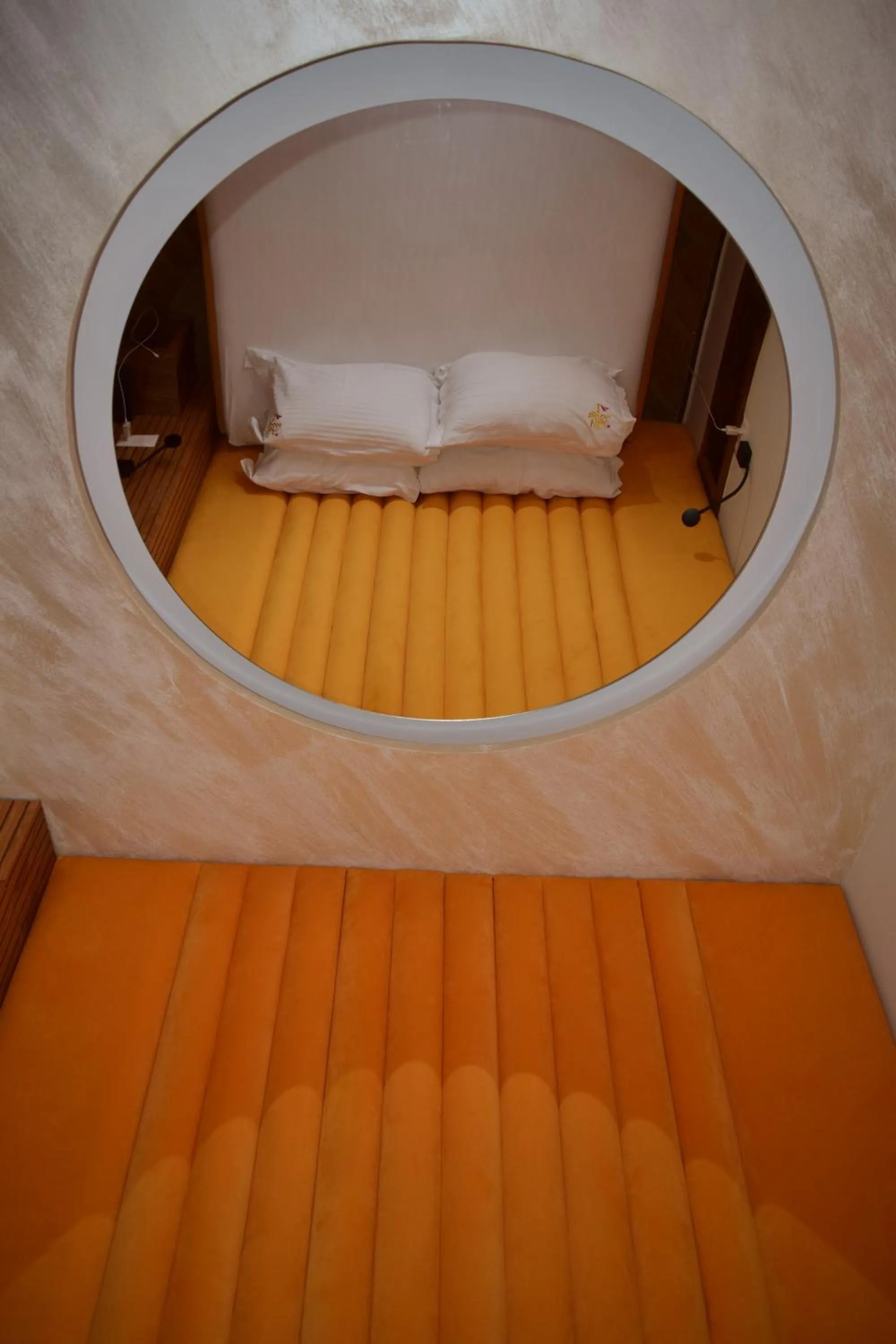 Bed in Vila One Beach Hotel