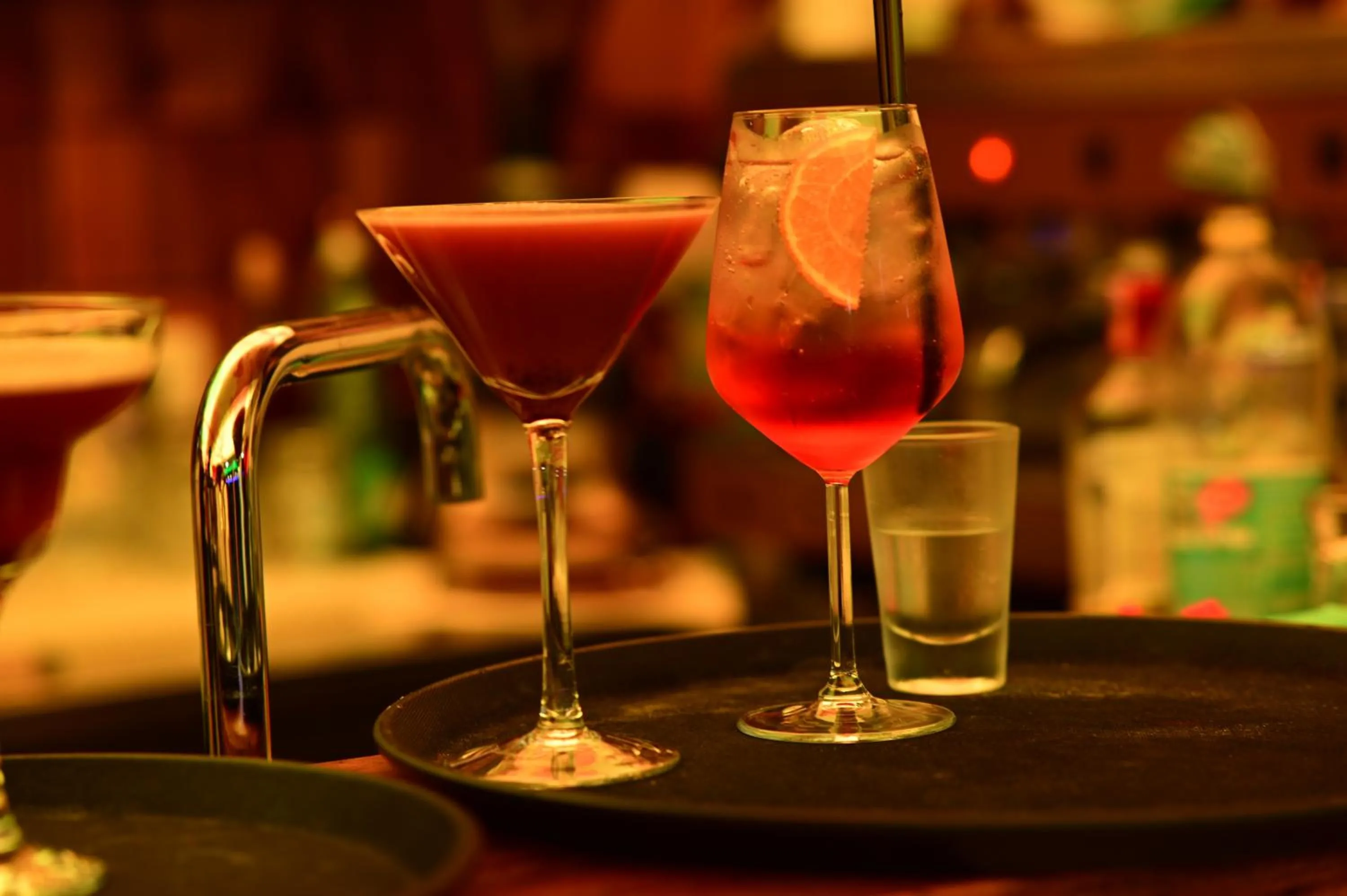 Lounge or bar in Vila One Beach Hotel